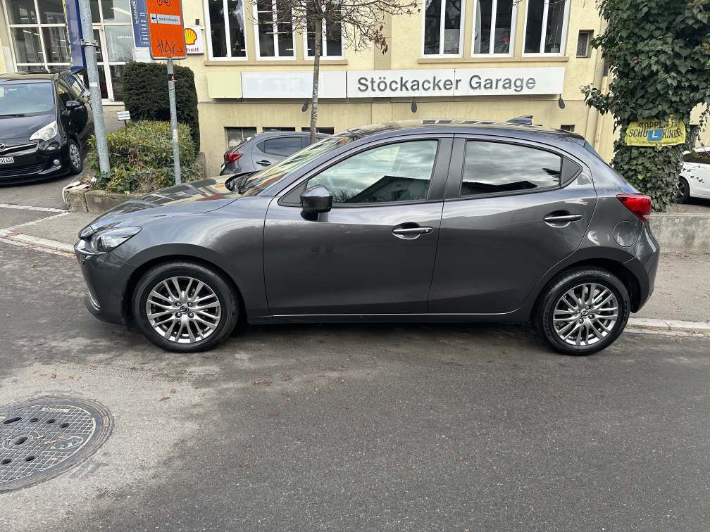 MAZDA 2 1.5 90 Revolution-showroom-element-2