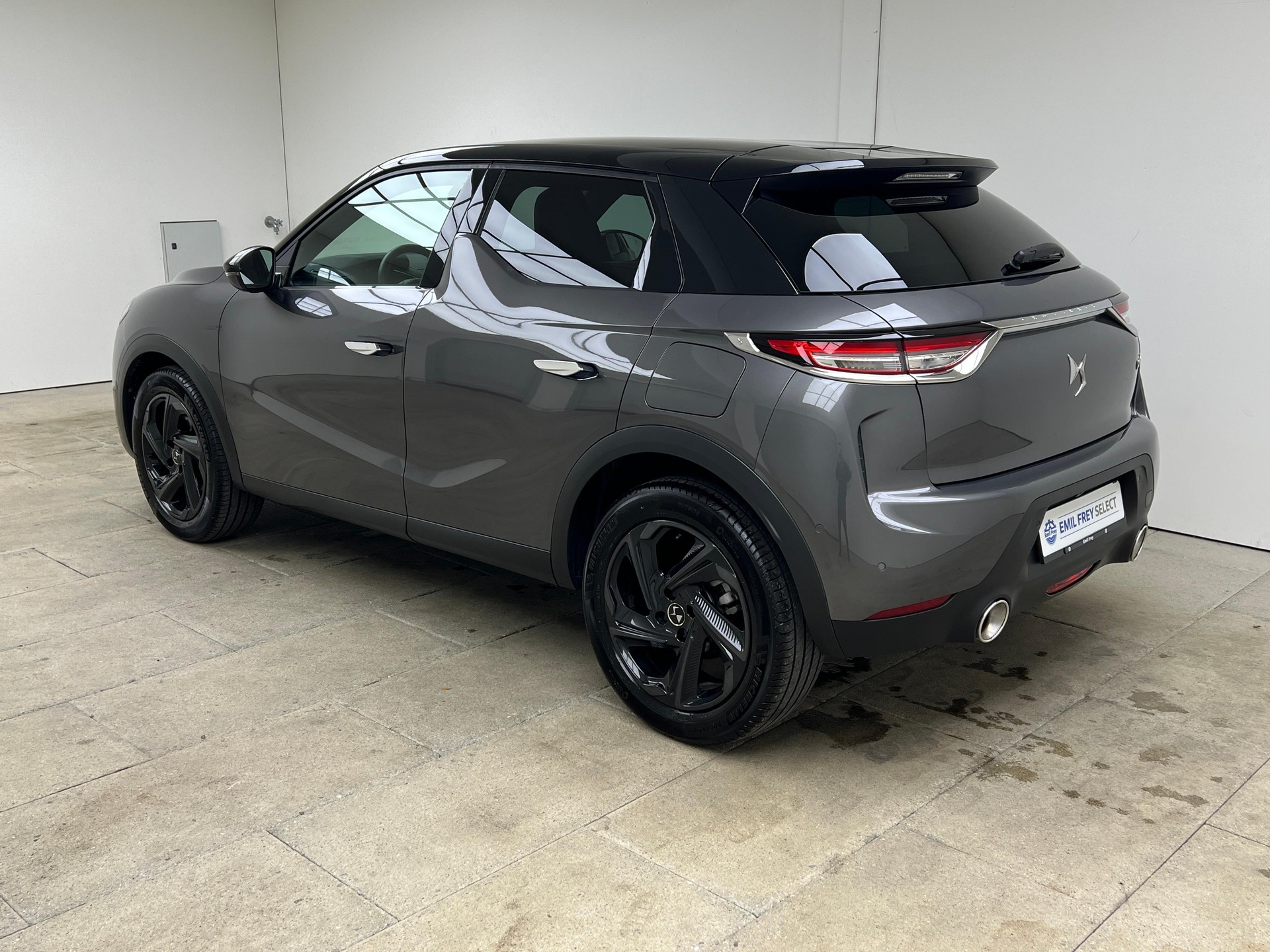 DS AUTOMOBILES 3 Crossback 1.2 PureTech 155 Bastille / Jetzt mit attraktivem 1.99% Leasing-showroom-element-3