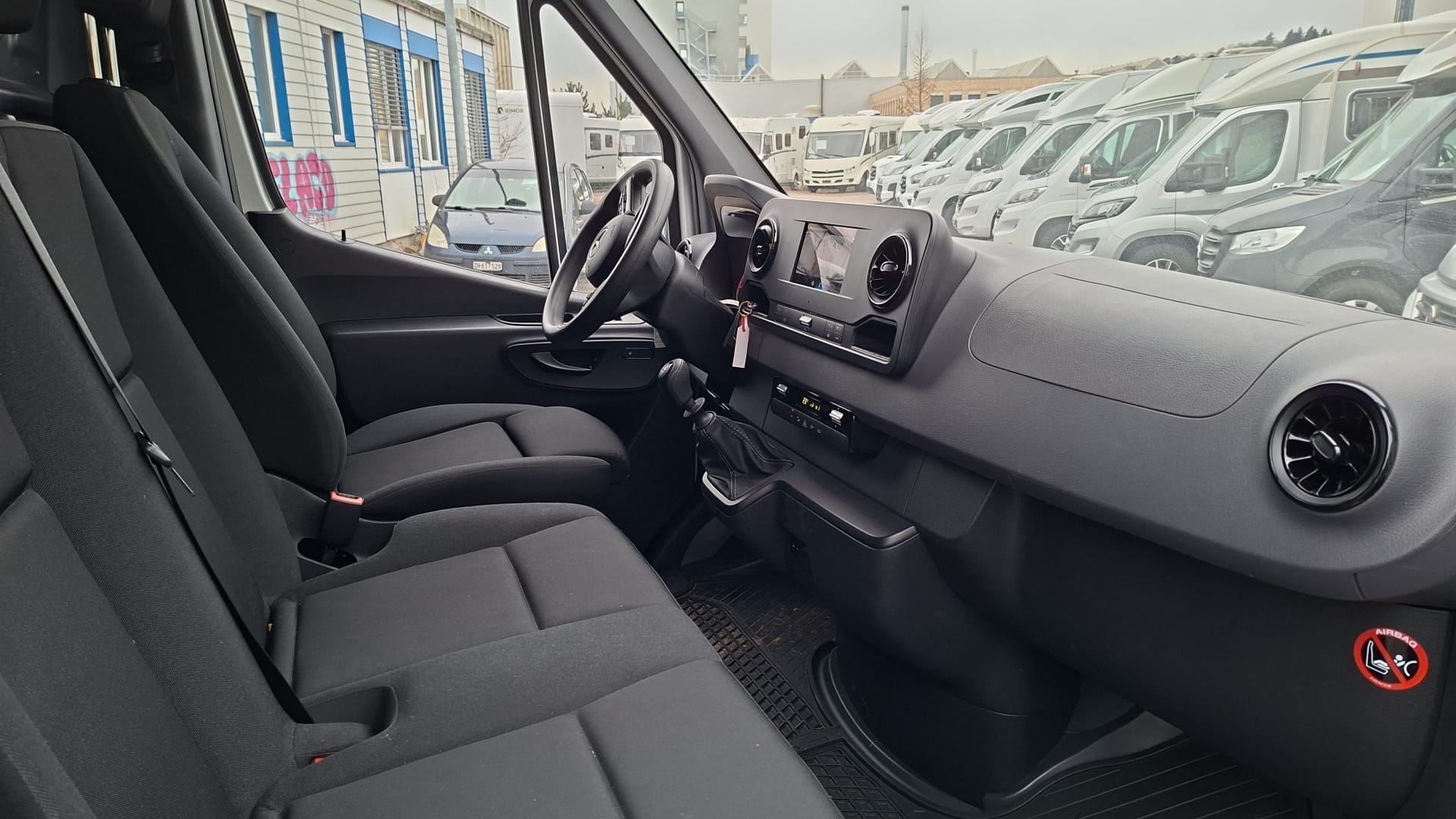 MERCEDES-BENZ 314 CDI ***Bereit für das nächste Abenteuer & komplett autark***Nutzlast 680Kg *Dieselheizung *Kompressorkühlschrank *Solar-image-16
