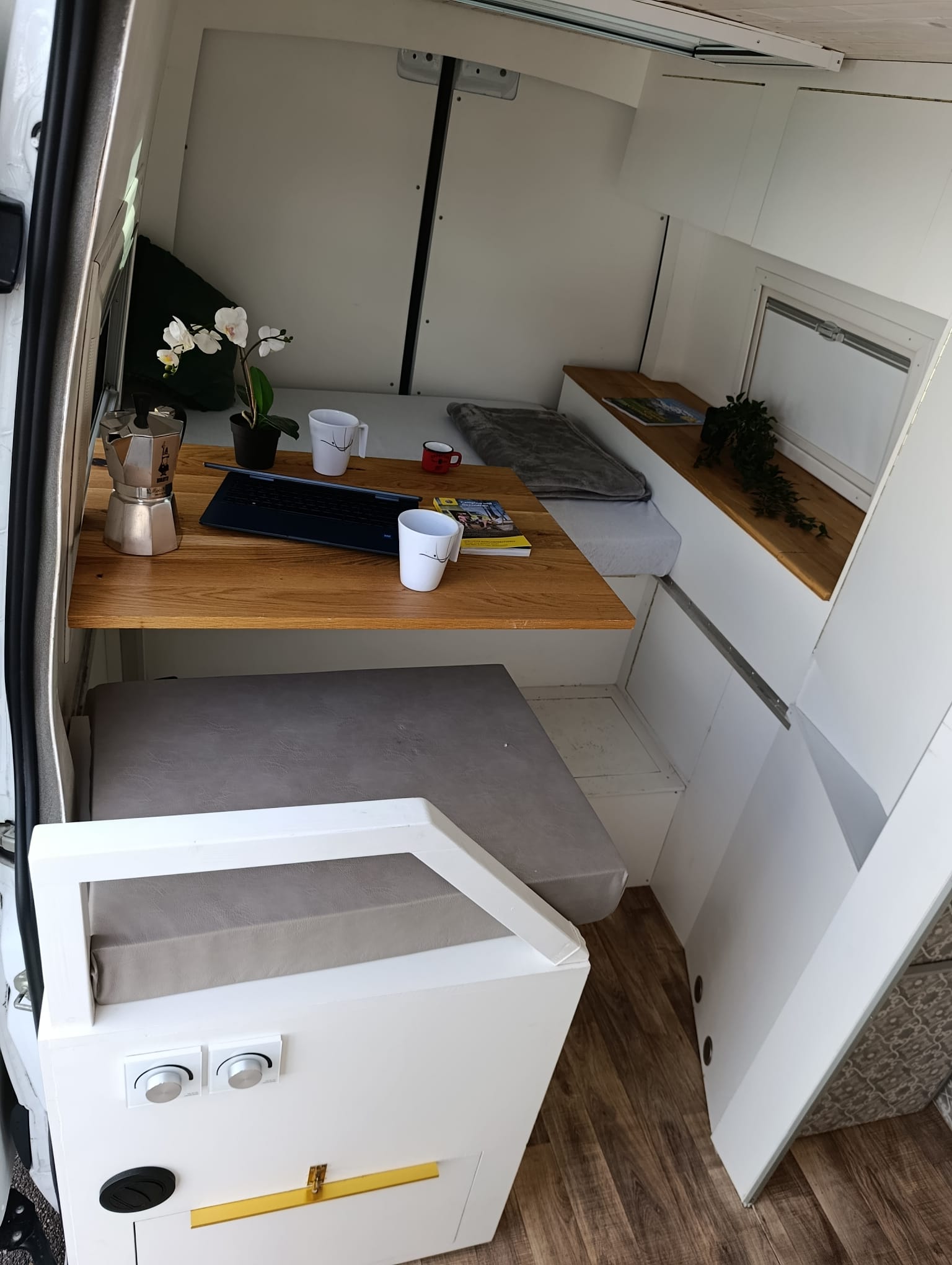 MERCEDES-BENZ 314 CDI ***Bereit für das nächste Abenteuer & komplett autark***Nutzlast 680Kg *Dieselheizung *Kompressorkühlschrank *Solar-image-29