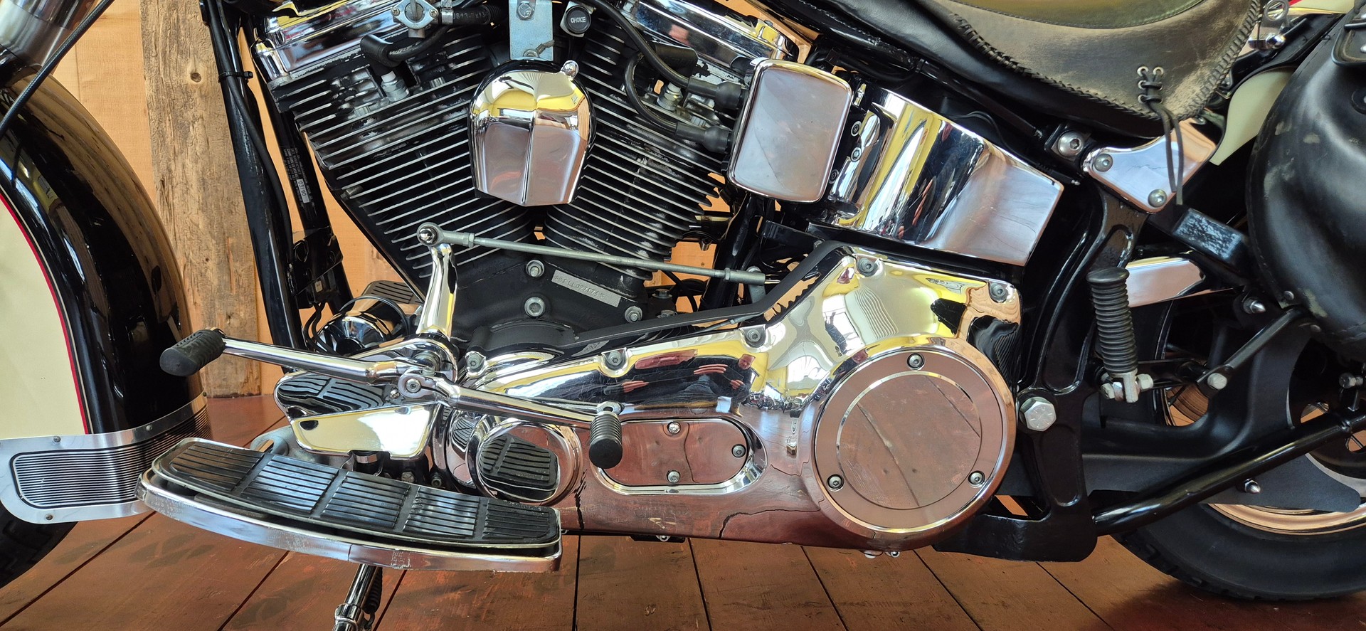HARLEY-DAVIDSON FLST Heritage Softail-image-4