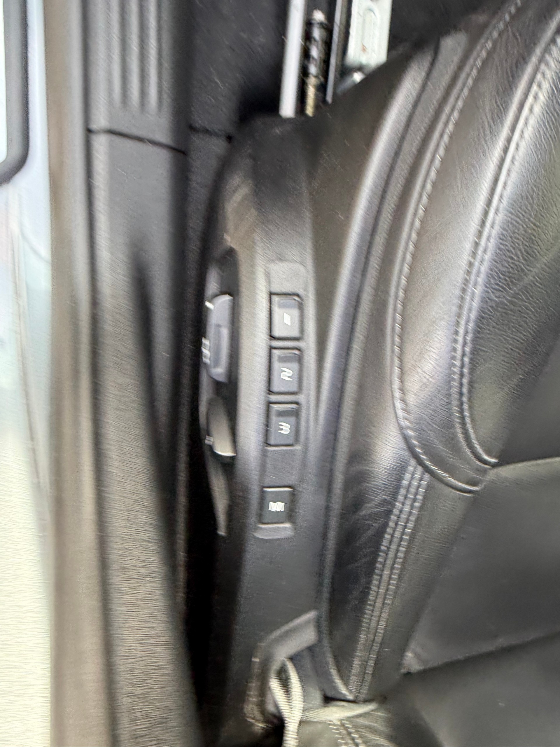 VOLVO V40 D3 Summum-image-8