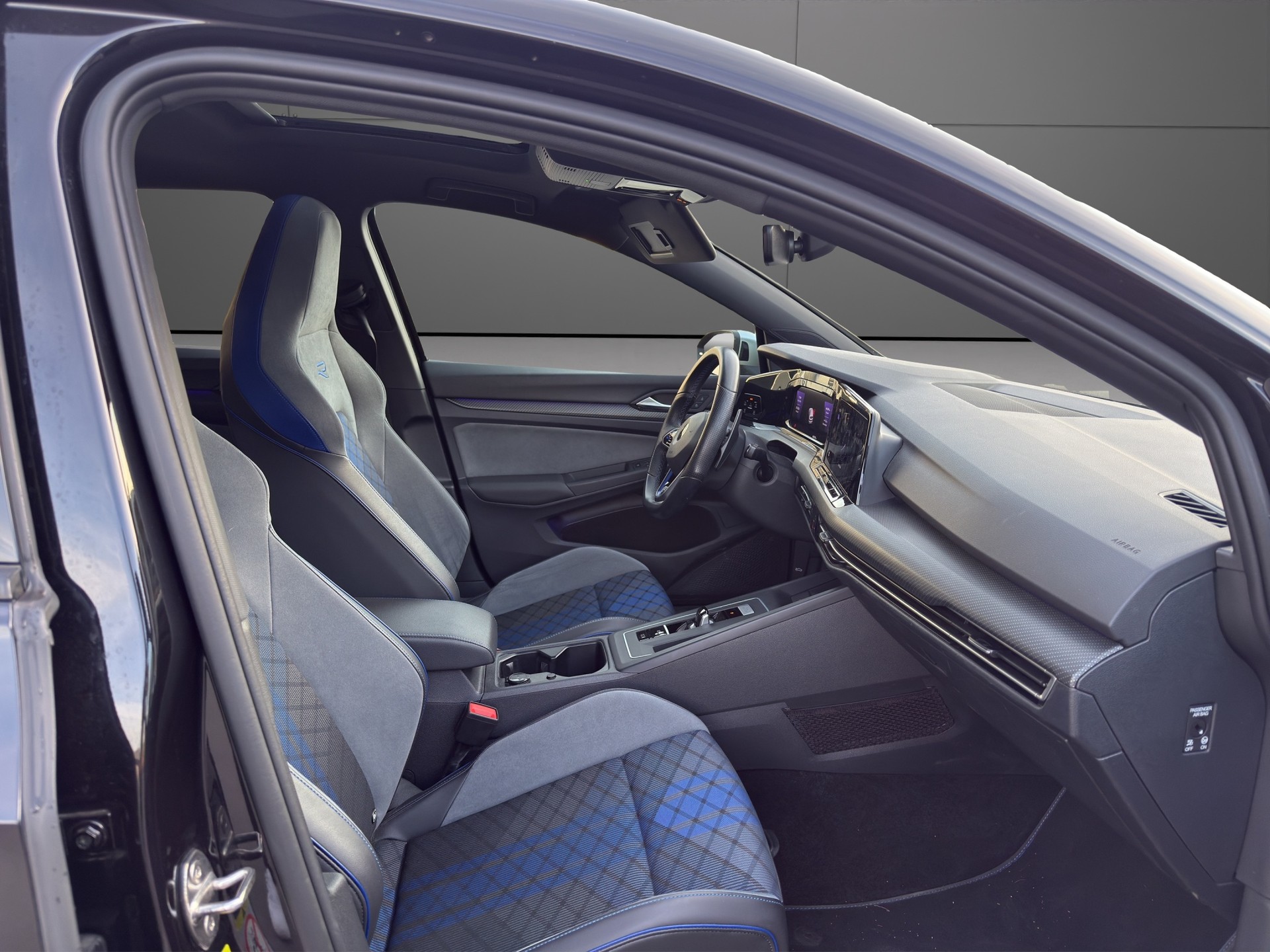 VW Golf R * Allrad mit 333PS *-image-11