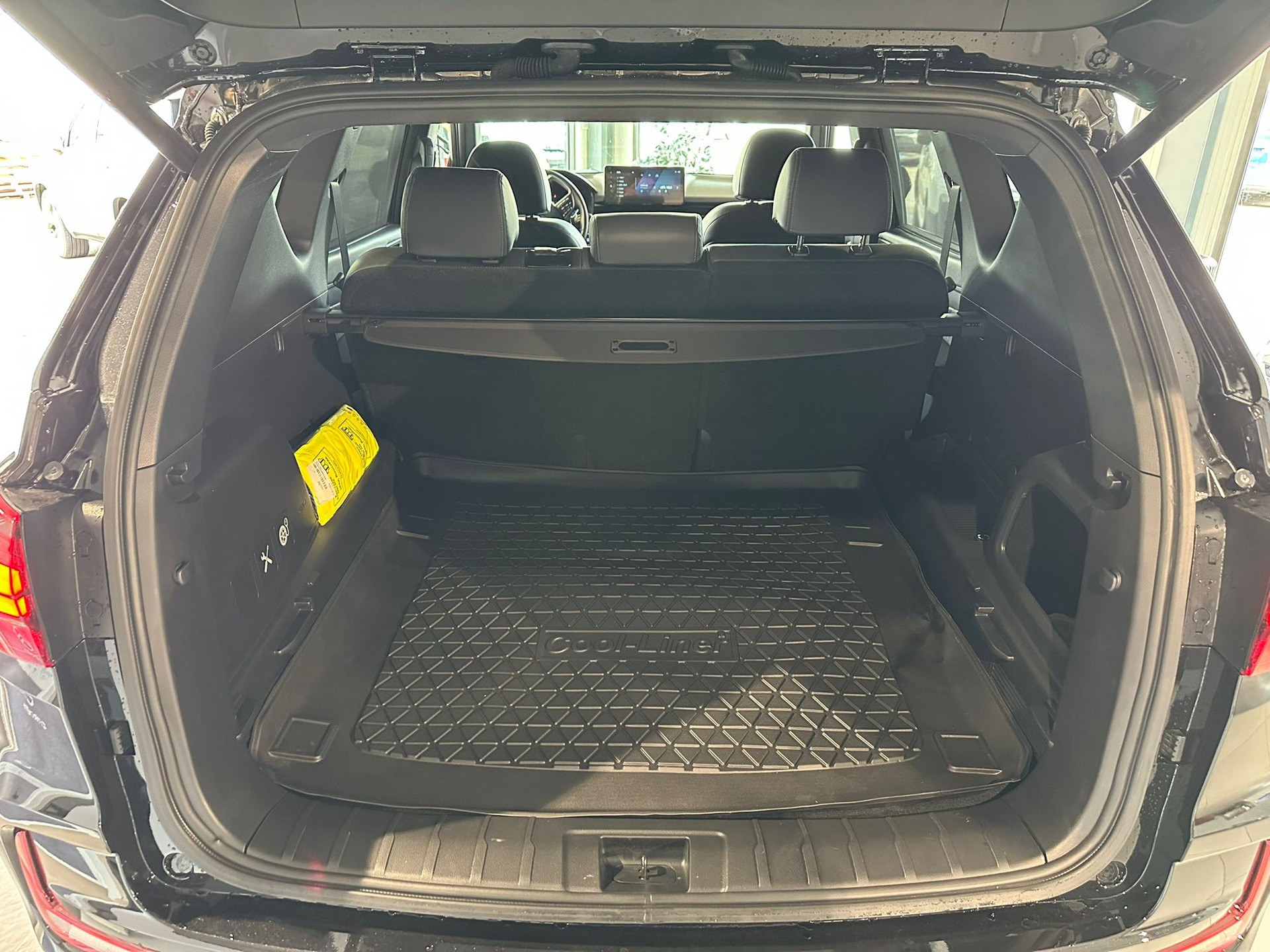KGM-SsangYong Rexton 2.2 CRDi Blackline 4WD AT 3.5 T AHK-showroom-element-3
