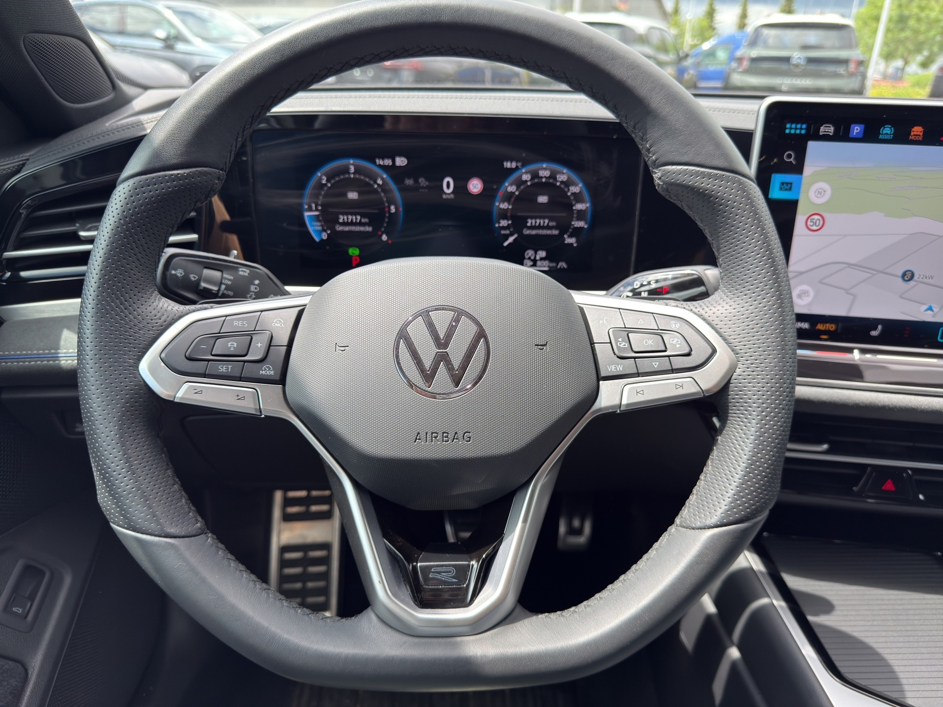 VW Passat Variant 2.0 TDI evo R-Line 4 Motion DSG-image-13