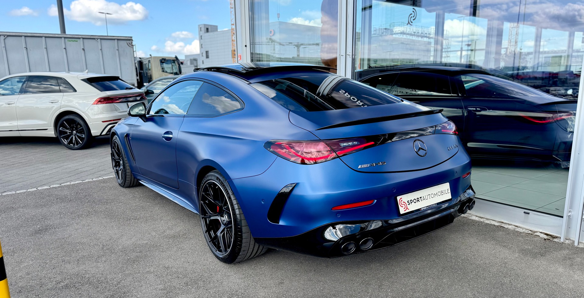 MERCEDES-BENZ CLE 53 Coupé AMG 4Matic+ 9G-Tronic *MANUFAKTUR spectral blue magno*-image-9