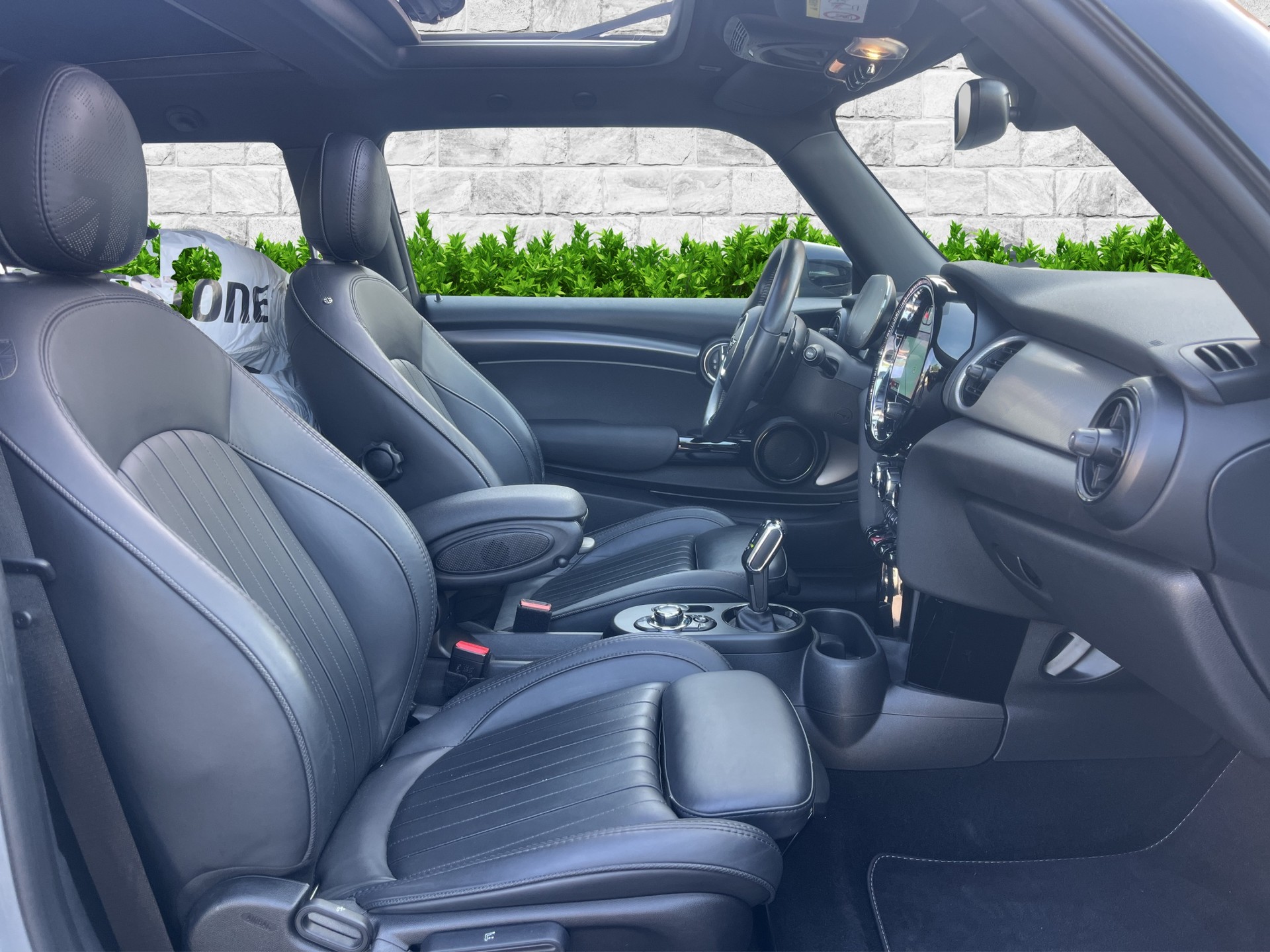 MINI Cooper S Trafalgar Edition Steptronic DKG-image-15