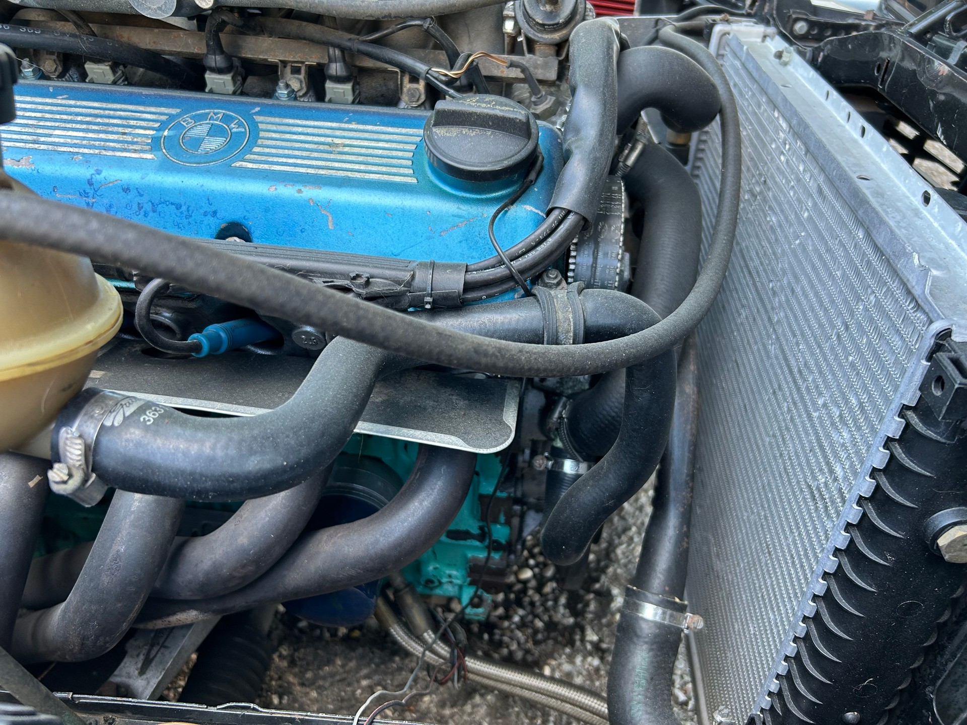 BMW 323i 2,7l 218cv de piste-image-11