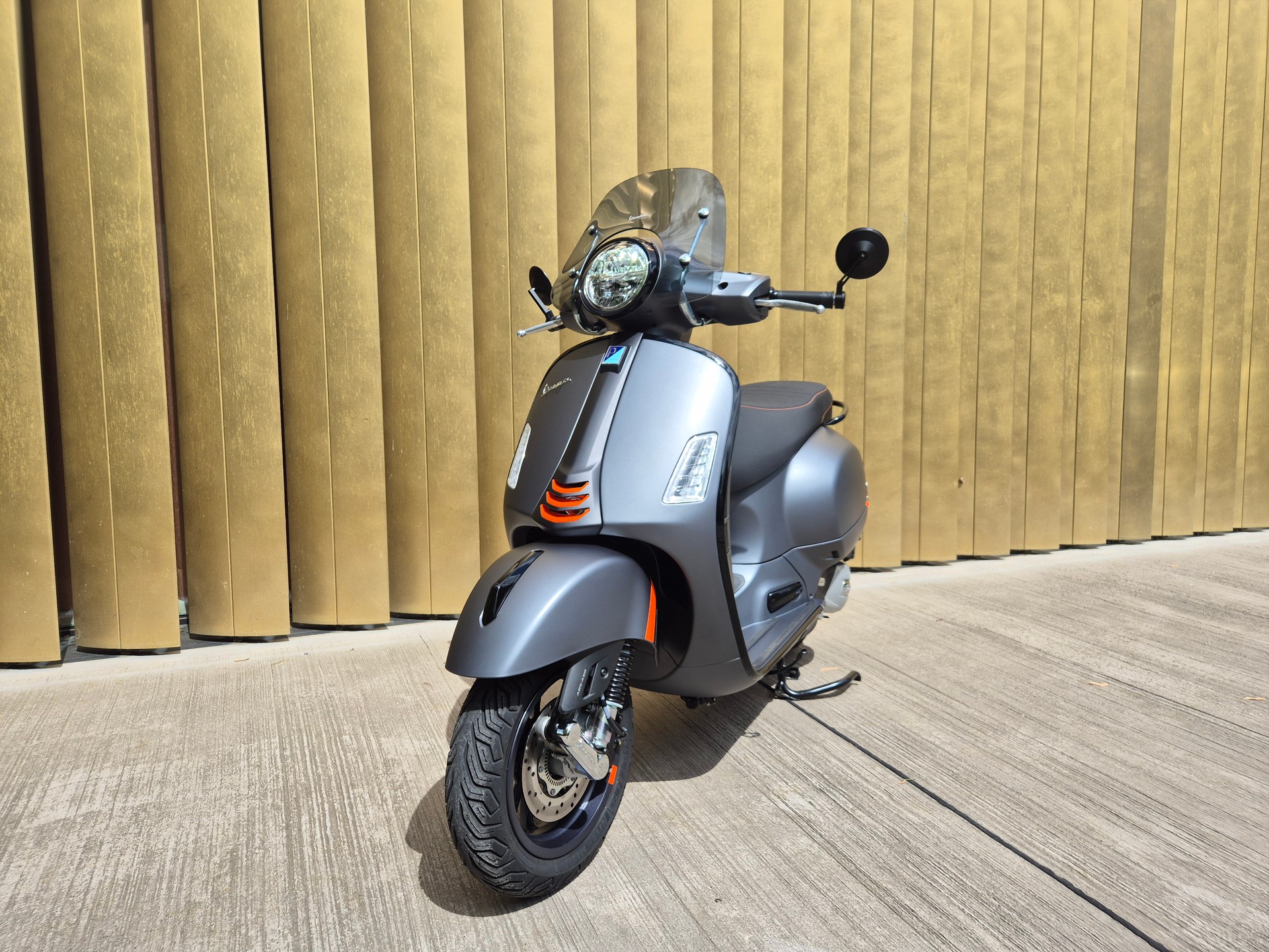 PIAGGIO Vespa GTS 125 Super Sport-image-5