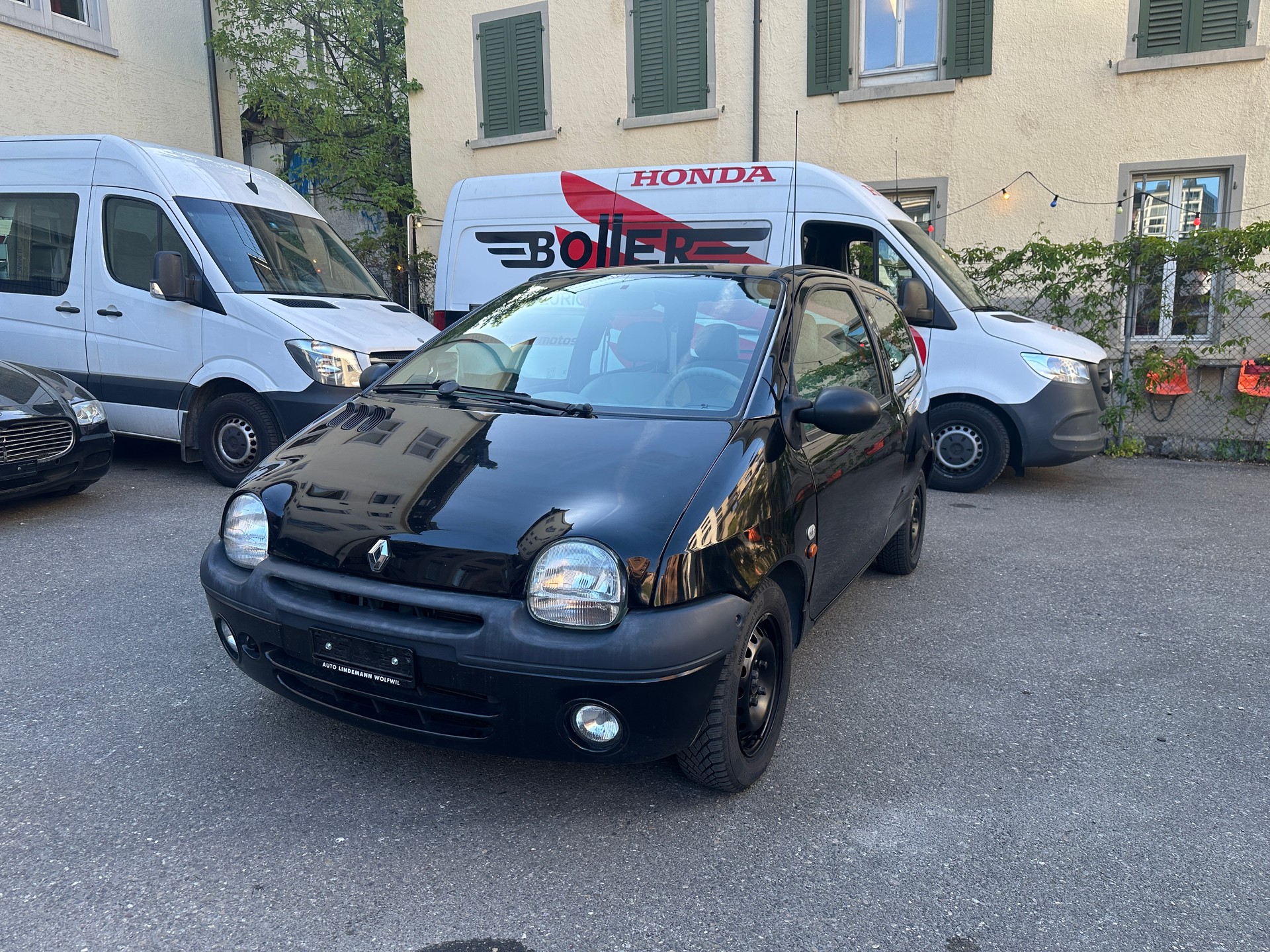 RENAULT Twingo 1.2 Initiale Advantage