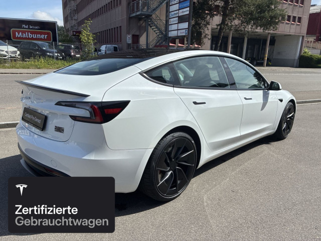 TESLA Model 3 Performance-image-8