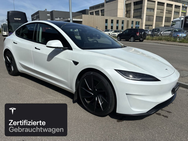 TESLA Model 3 Performance-image-11