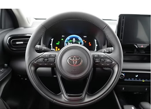 TOYOTA Yaris 1.5 Trend e-CVT-image-1