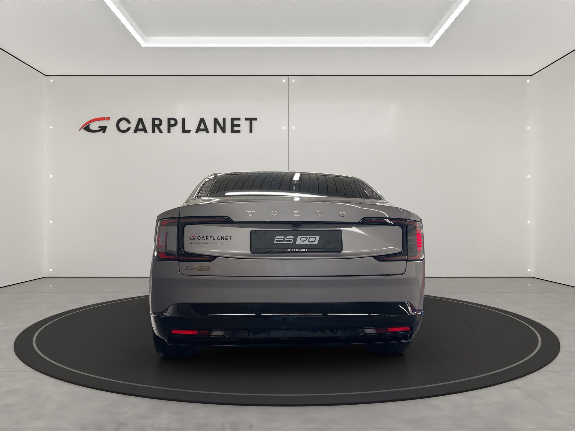 VOLVO ES90 Ultra-showroom-element-1