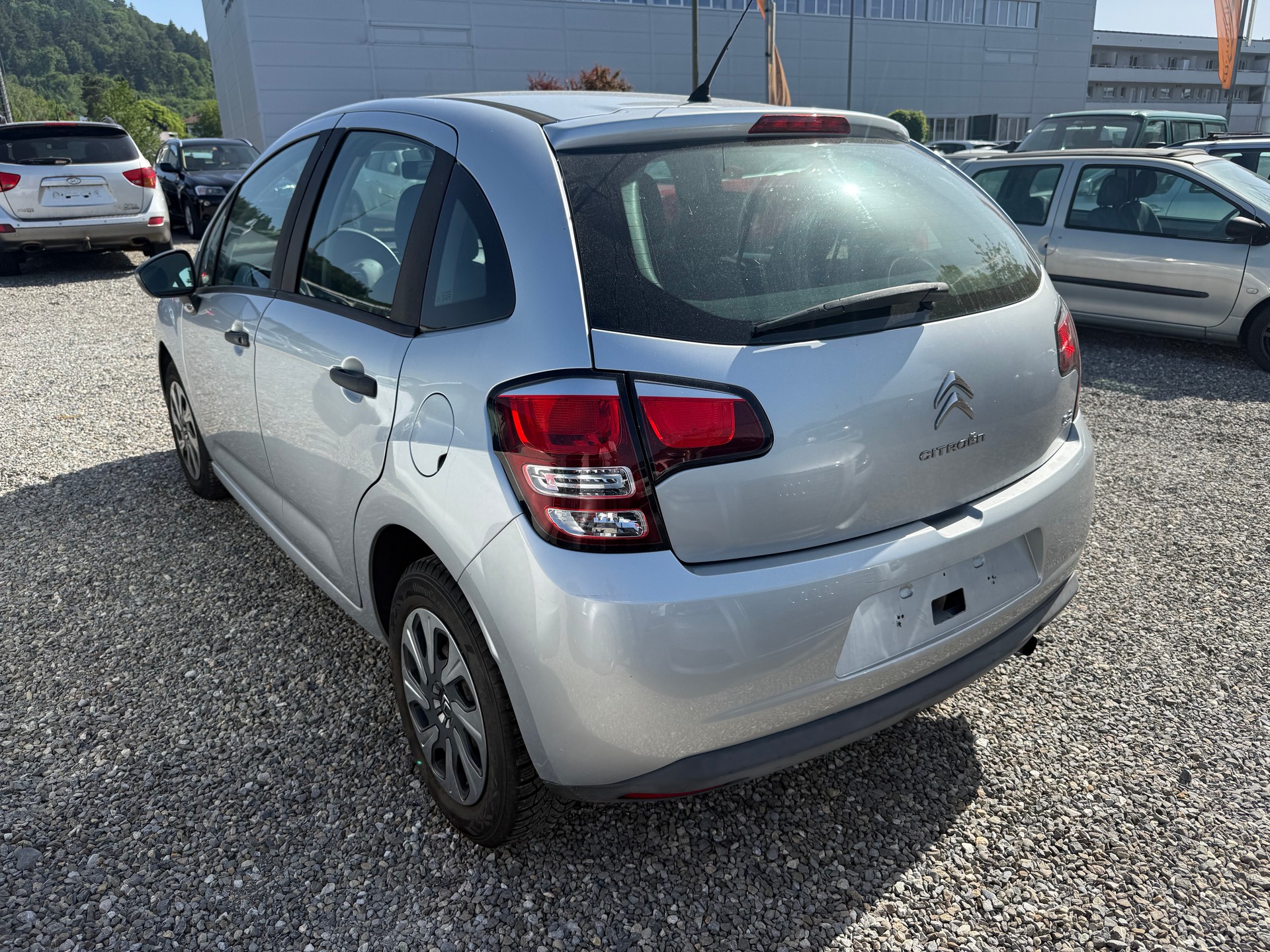CITROEN C3 1.0i Attraction-image-2