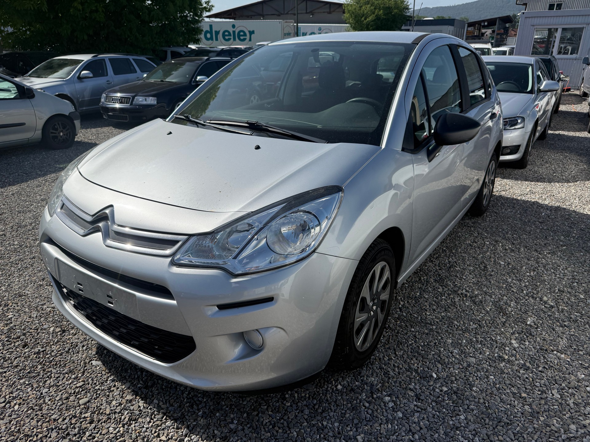 CITROEN C3 1.0i Attraction-image-1