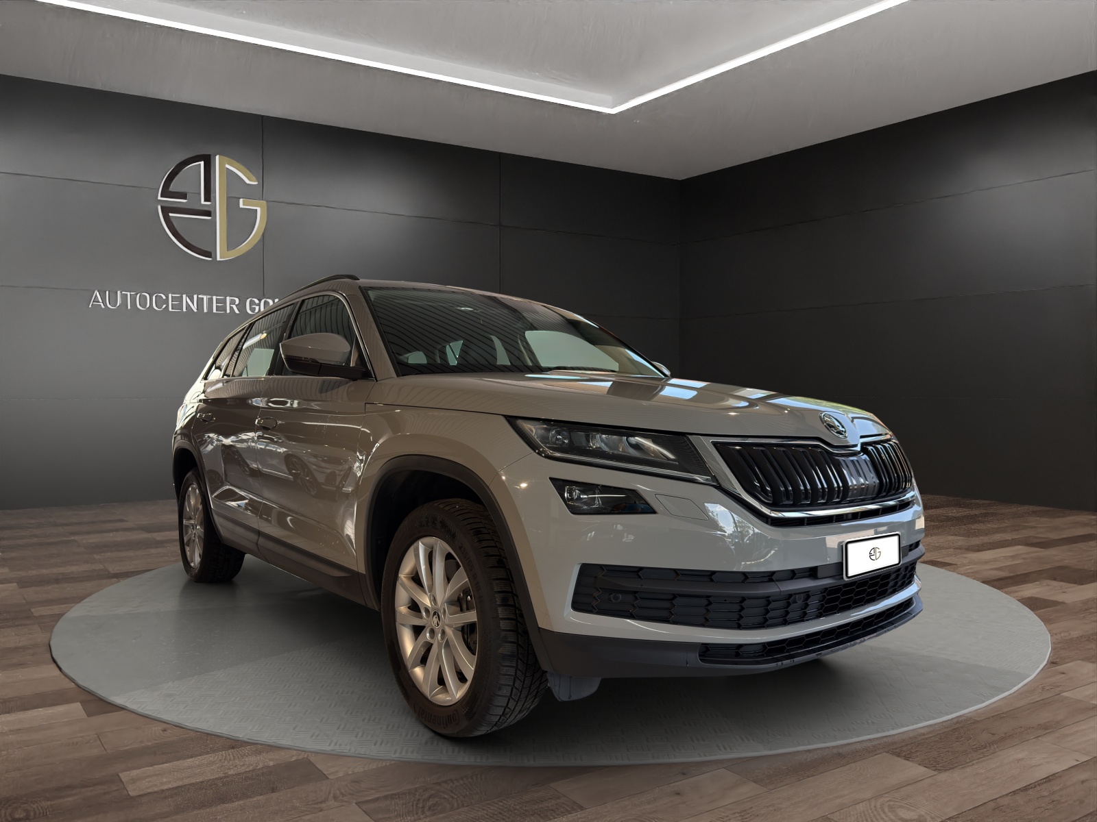 SKODA Kodiaq 2.0 TSI 4x4 Style-image-5