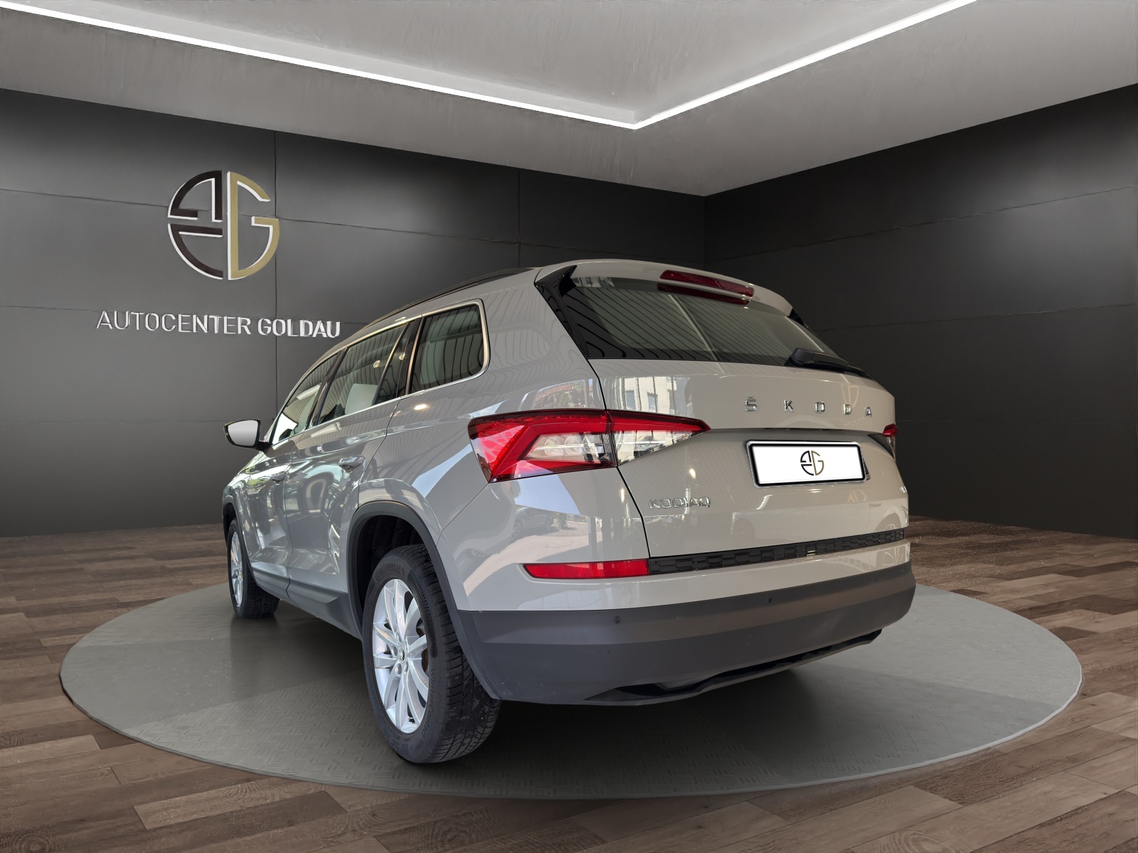 SKODA Kodiaq 2.0 TSI 4x4 Style-showroom-element-1