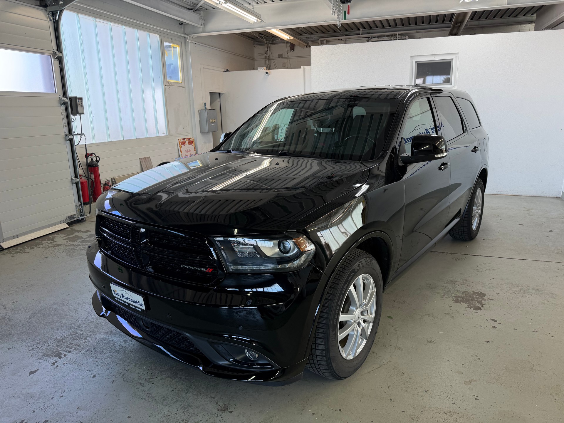 DODGE Durango R/T 5.7 AWD | Frisch MFK | Tiefergelegt | Schiebedach | 7-Plätzer-showroom-element-1
