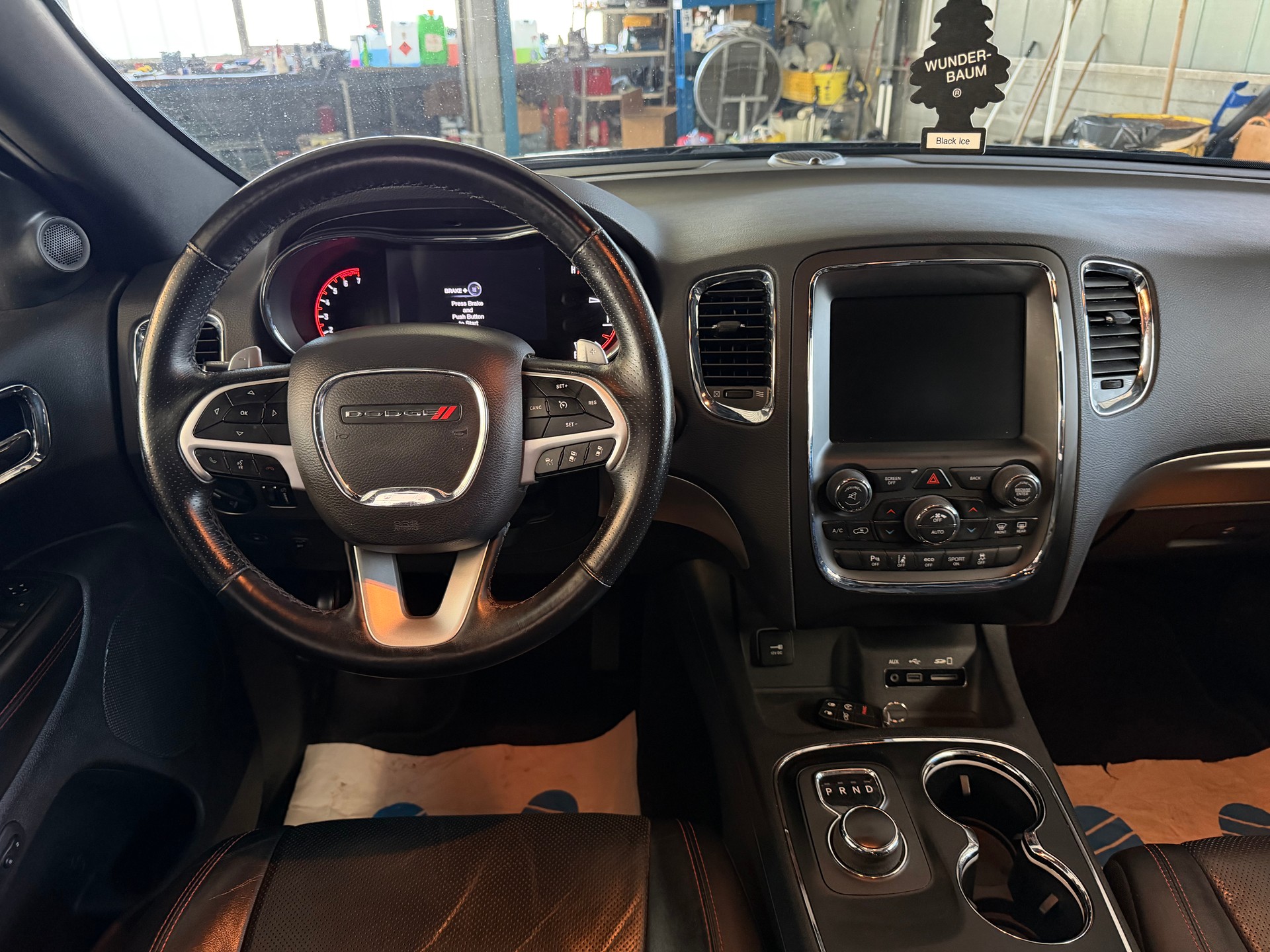 DODGE Durango R/T 5.7 AWD | Frisch MFK | Tiefergelegt | Schiebedach | 7-Plätzer-image-16