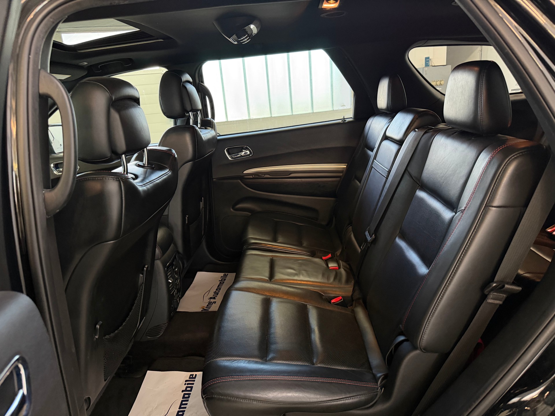 DODGE Durango R/T 5.7 AWD | Frisch MFK | Tiefergelegt | Schiebedach | 7-Plätzer-image-9