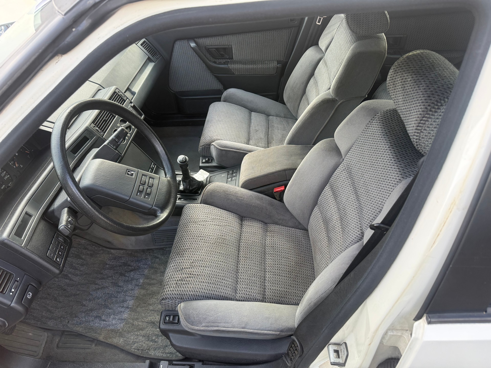 CITROEN XM Break 3.0 V6 Exclusive-image-14