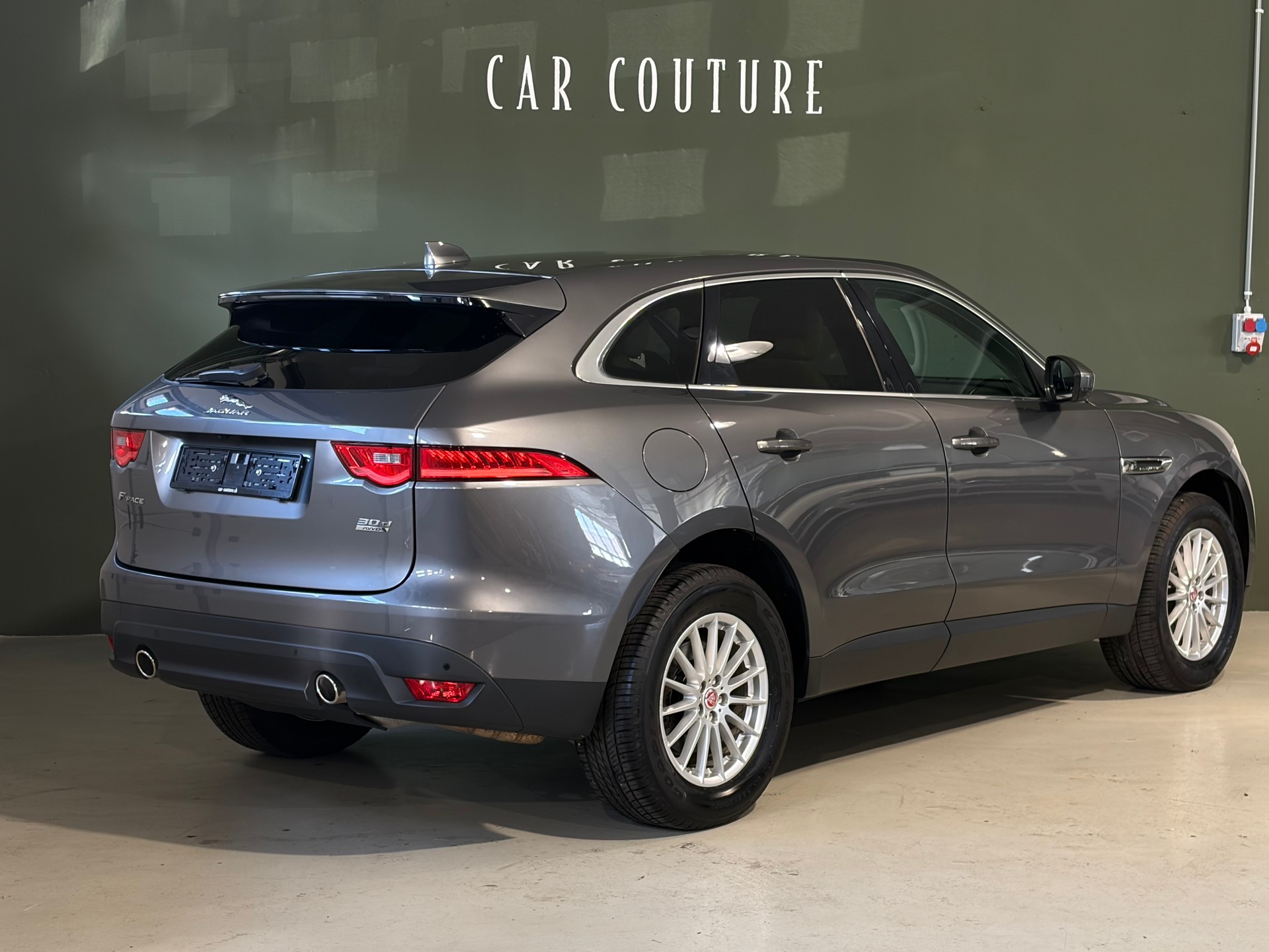 JAGUAR F-Pace 3.0 TD Prestige AWD Automatik * CH-Fahrzeug *-showroom-element-3