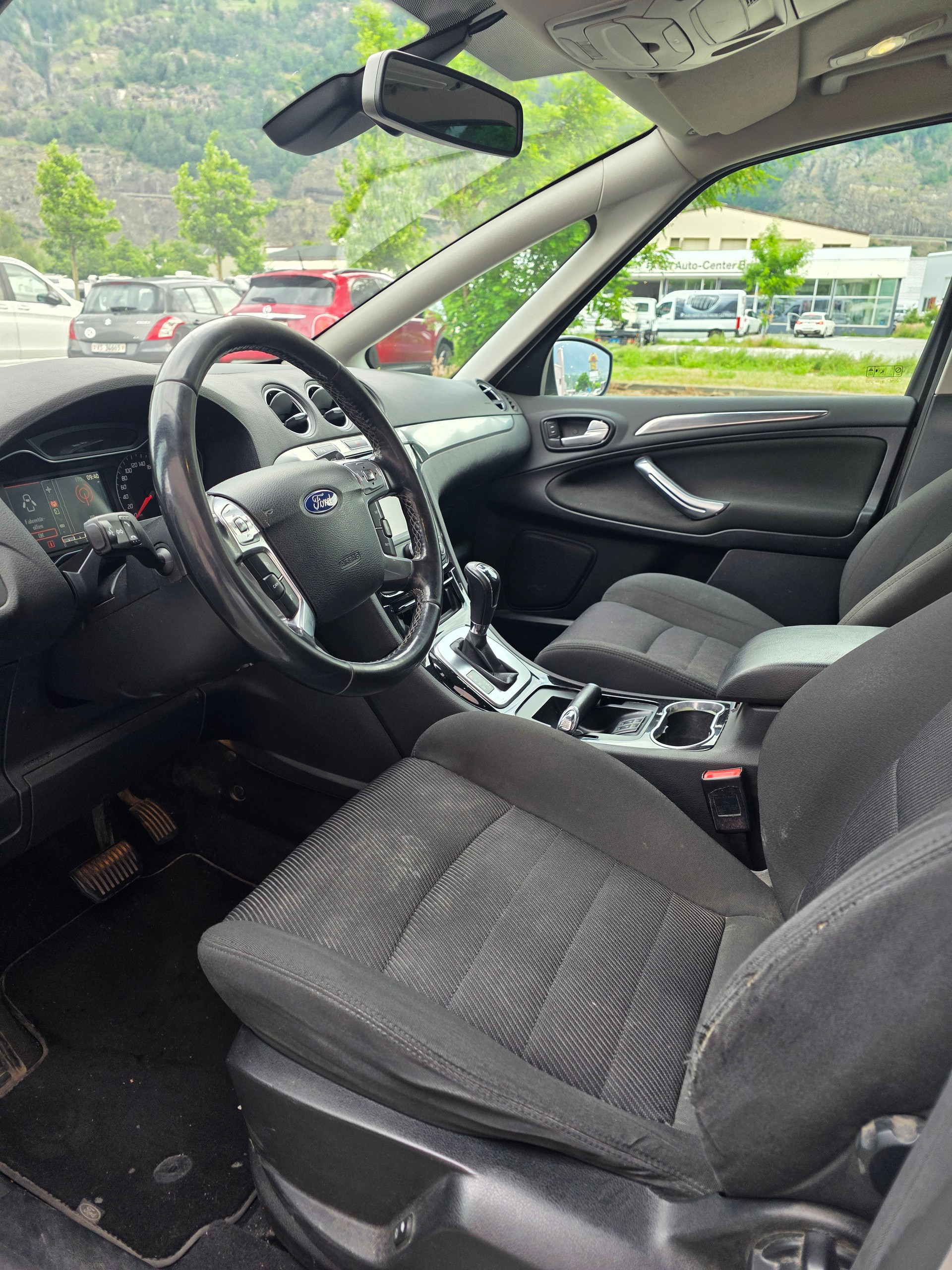 FORD S-Max 2.0 TDCi Titanium PowerShift-image-10