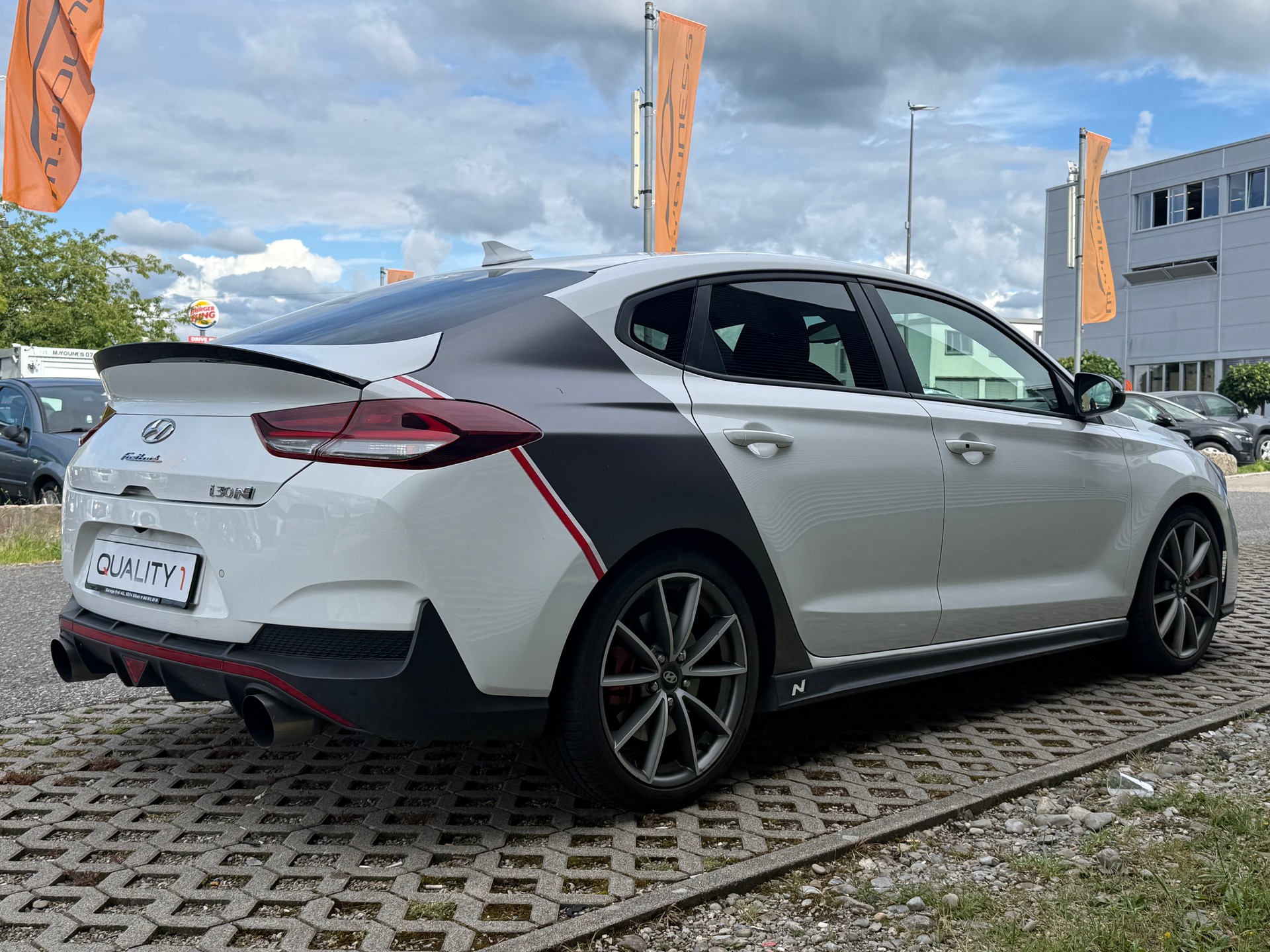 HYUNDAI i30 Fastback N 2.0 T-GDi-image-12