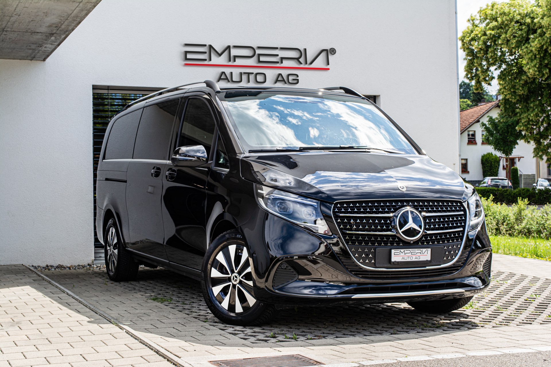 MERCEDES-BENZ V 300 d extralang Avantgarde 4Matic 9G-Tronic