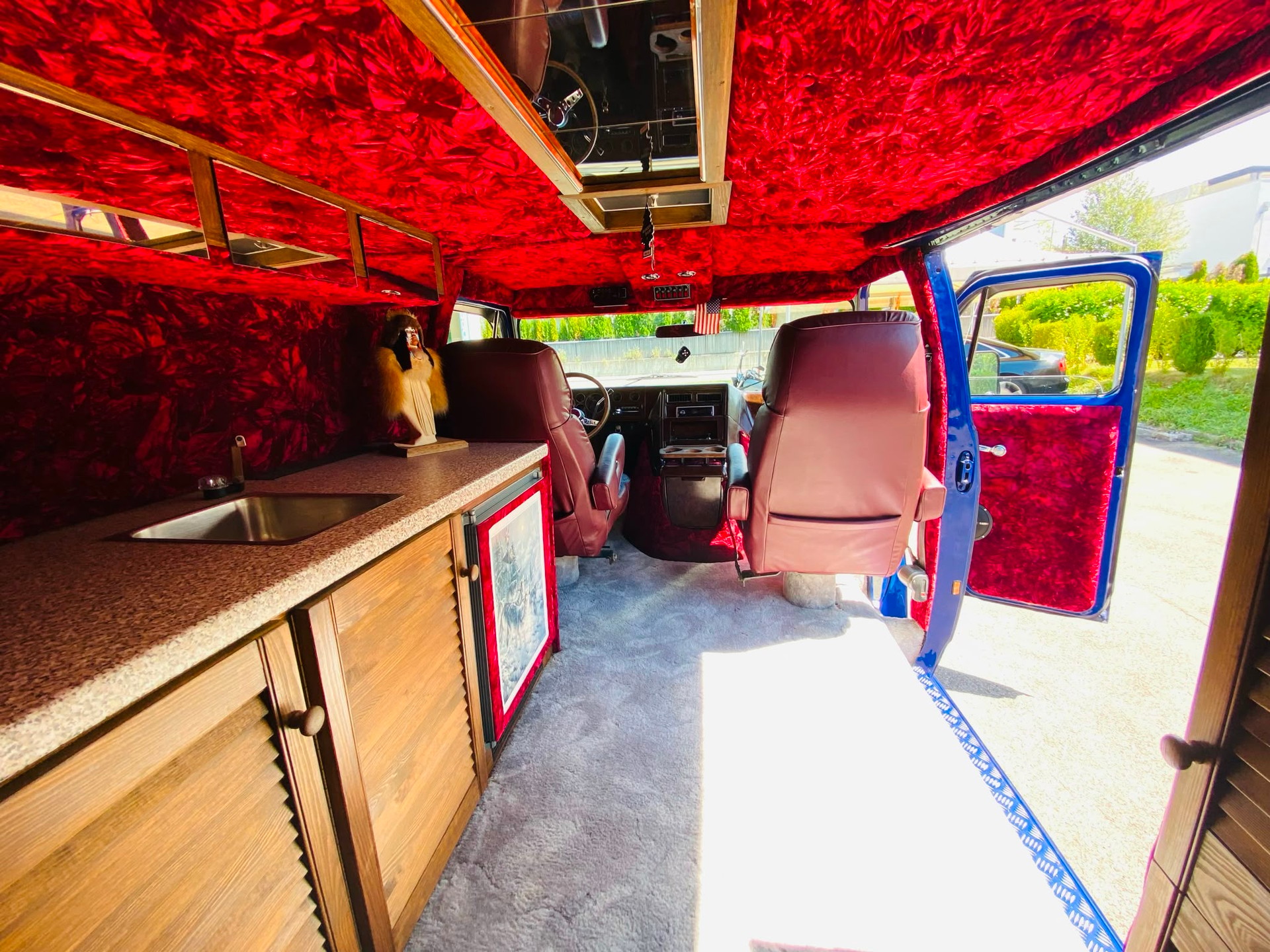 CHEVROLET G-Van-image-8