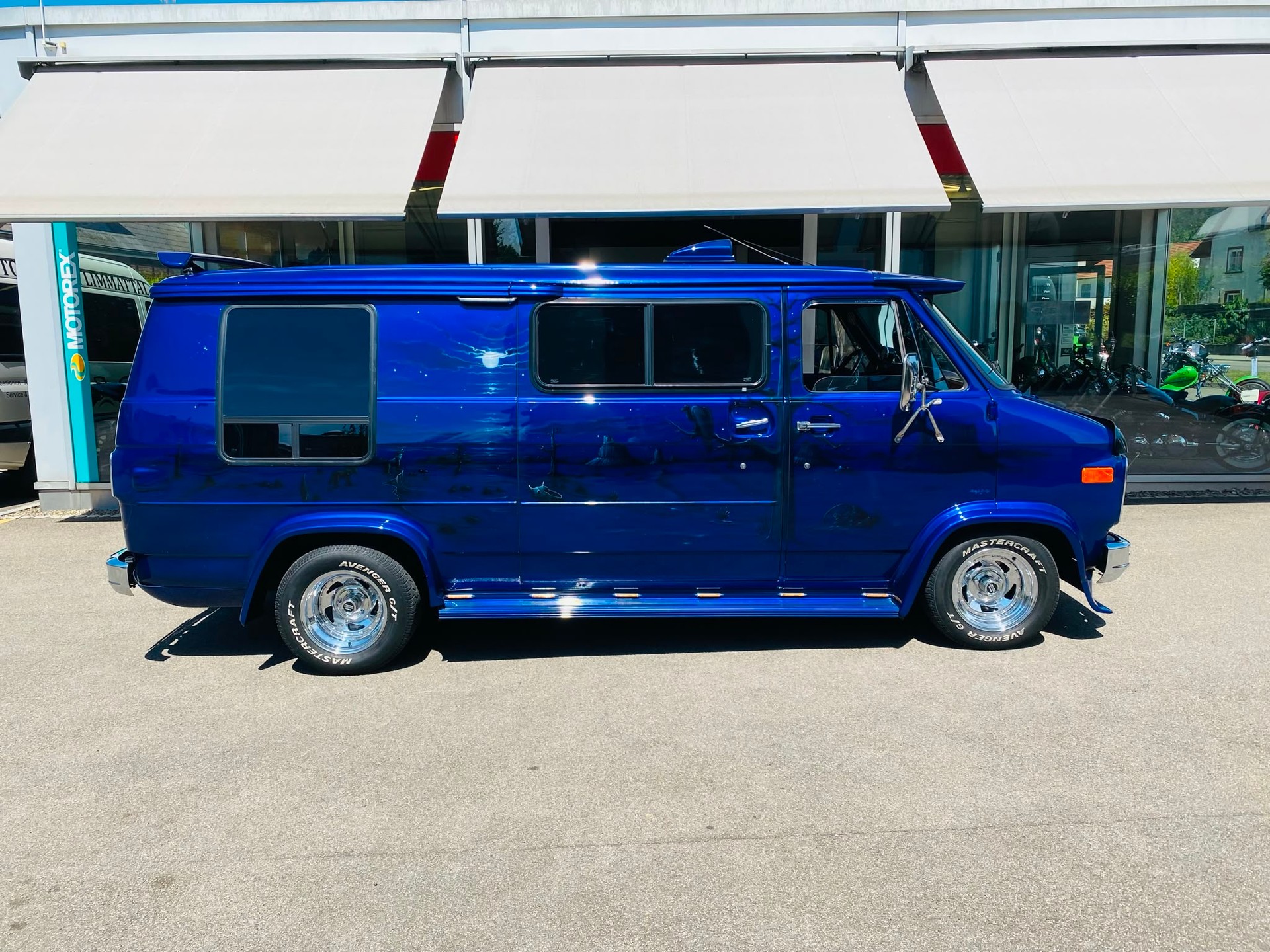 CHEVROLET G-Van-image-2