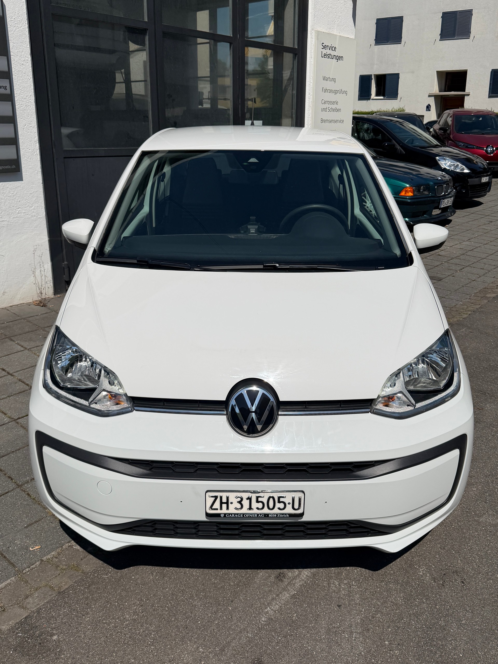 VW Up 1.0 MPI move up-showroom-element-2
