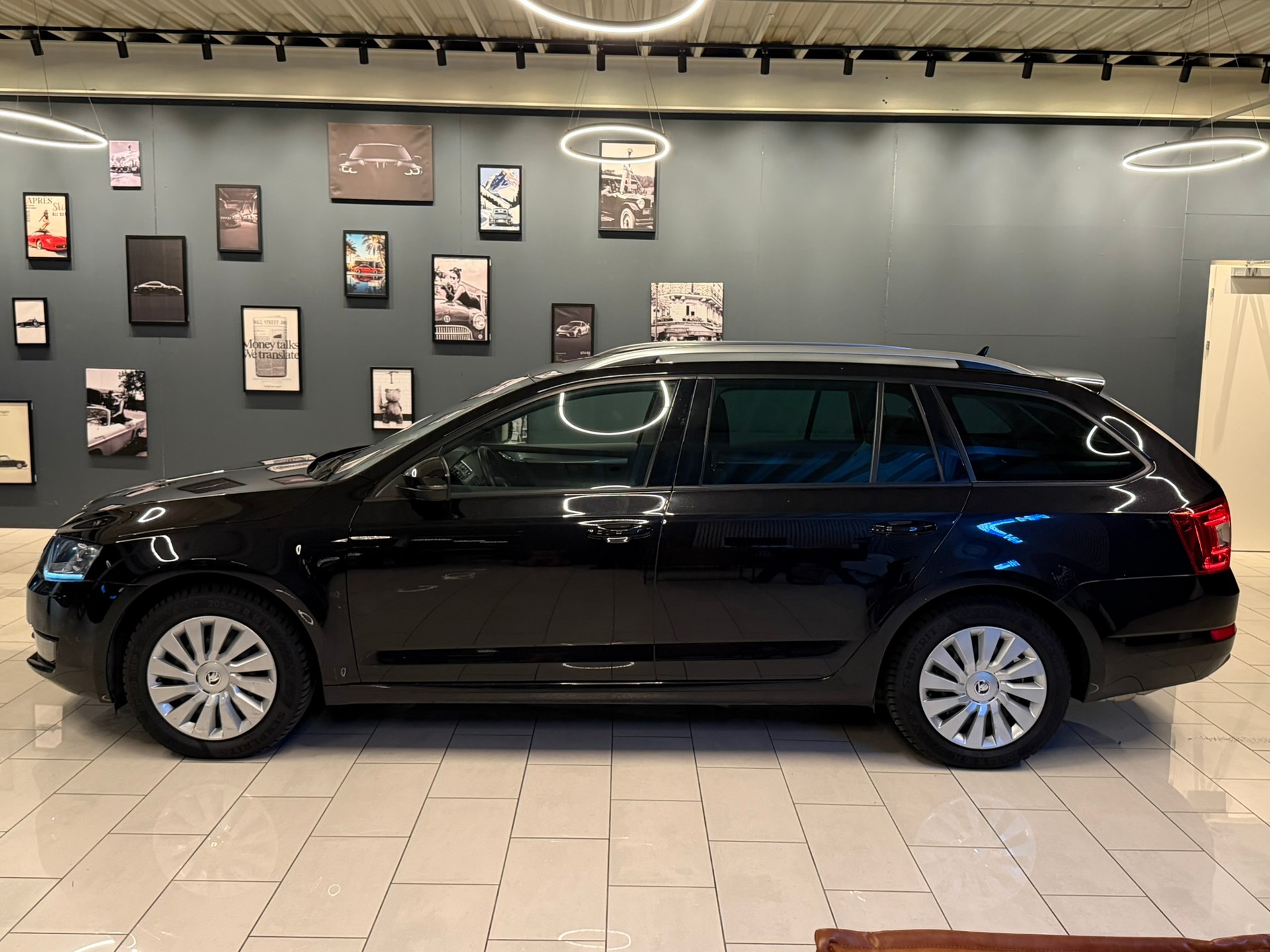 SKODA Octavia Combi 1.8 TSI Elegance 4x4 DSG-showroom-element-3