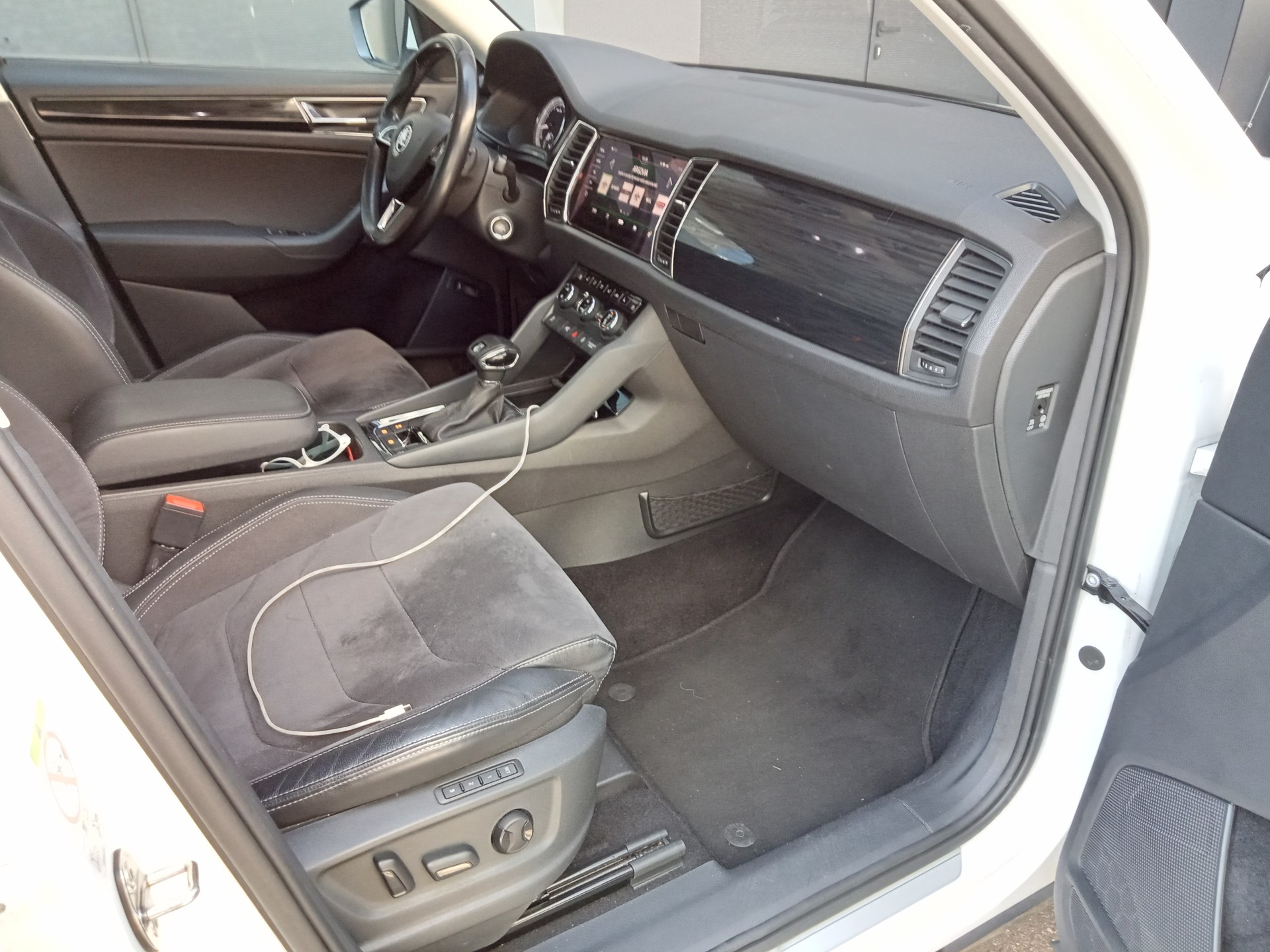 SKODA Kodiaq 2.0 TSI Style DSG 4x4-image-10