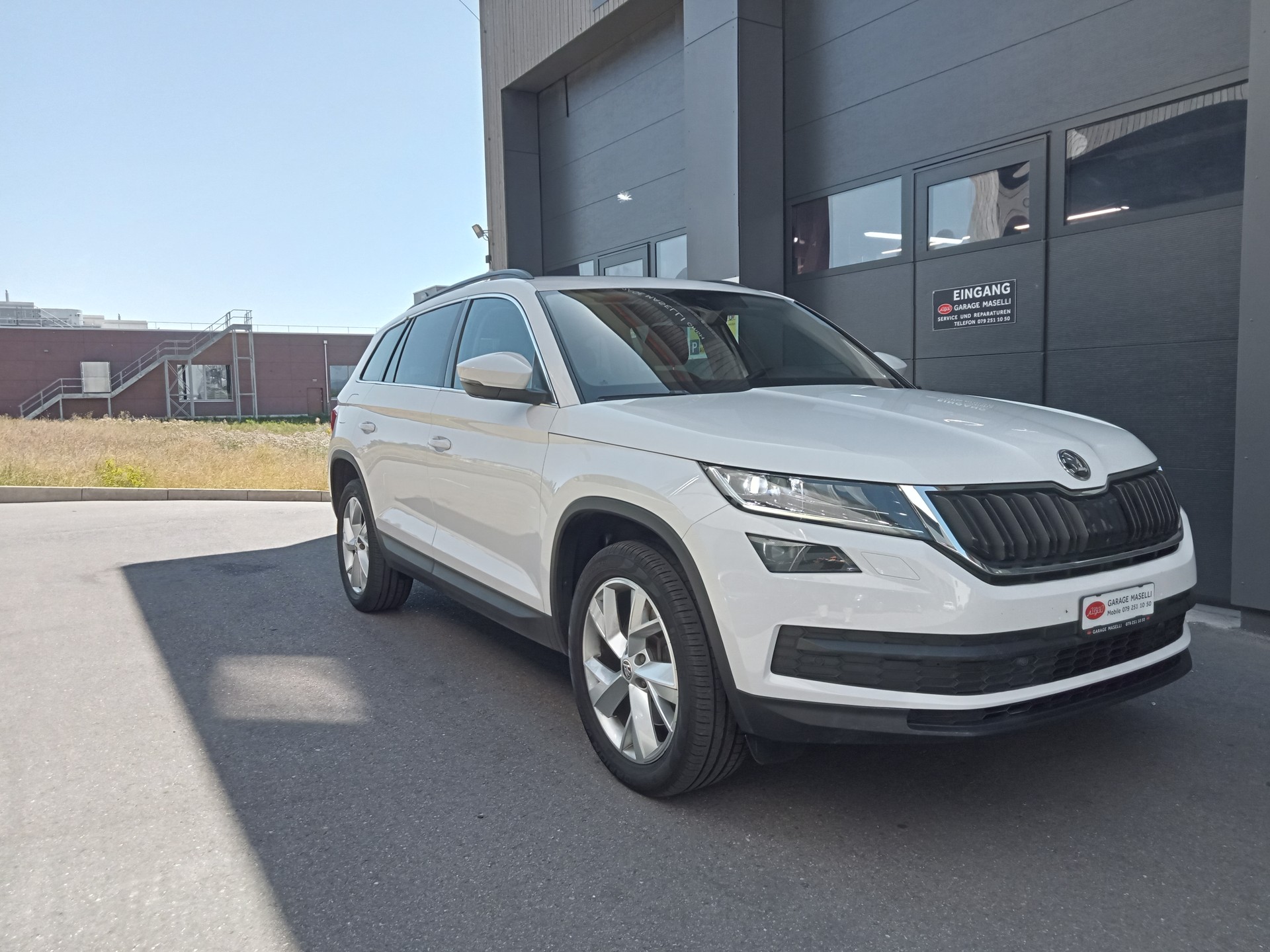 SKODA Kodiaq 2.0 TSI Style DSG 4x4-image-2