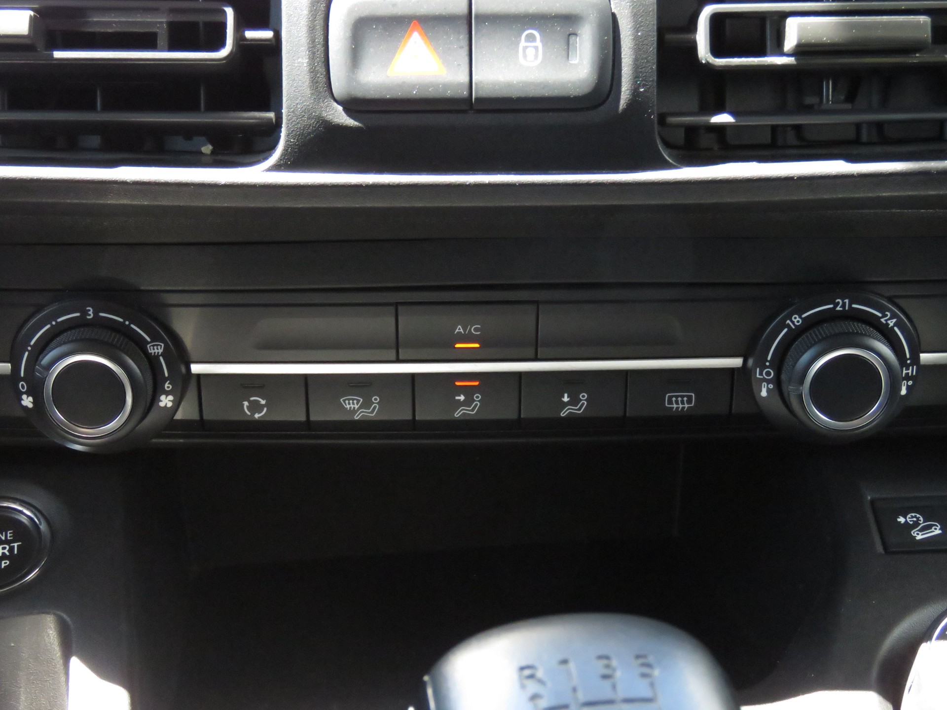 OPEL Combo Cargo 1.5 s/s 4x4 3-Plätzer, Nutzlast 640 kg-image-18