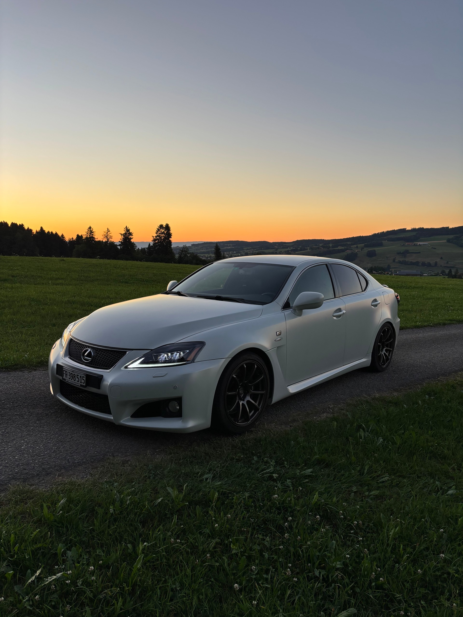 LEXUS F-image-2