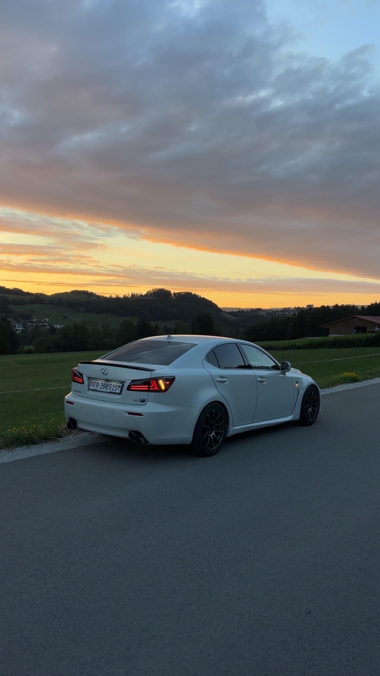 LEXUS F