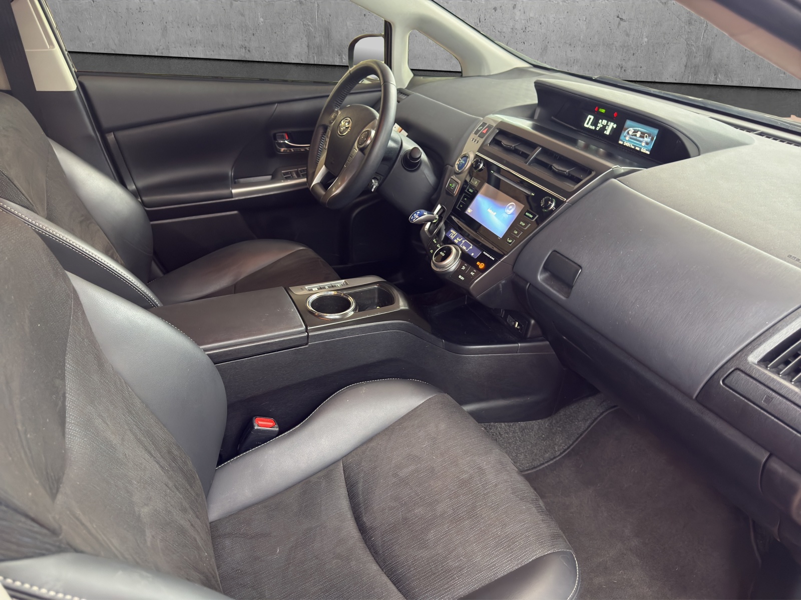 TOYOTA Prius+ 1.8 VVT-i HSD Style-image-7