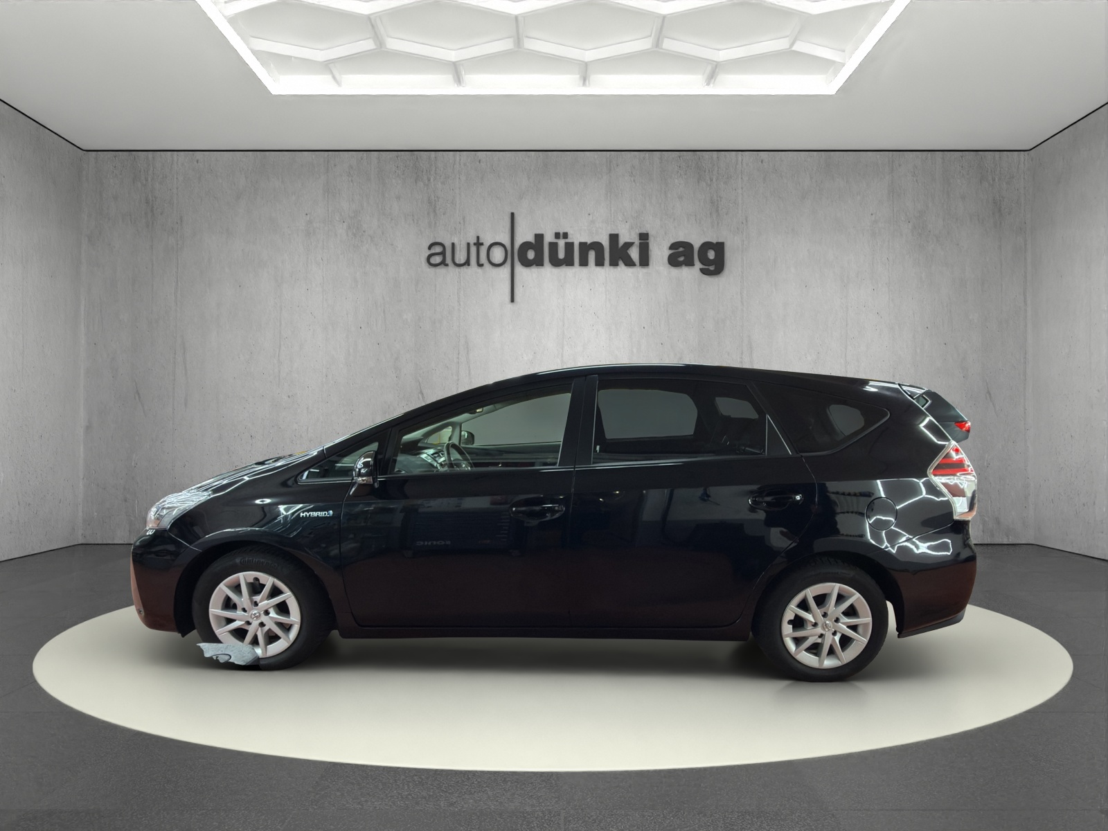 TOYOTA Prius+ 1.8 VVT-i HSD Style-showroom-element-1