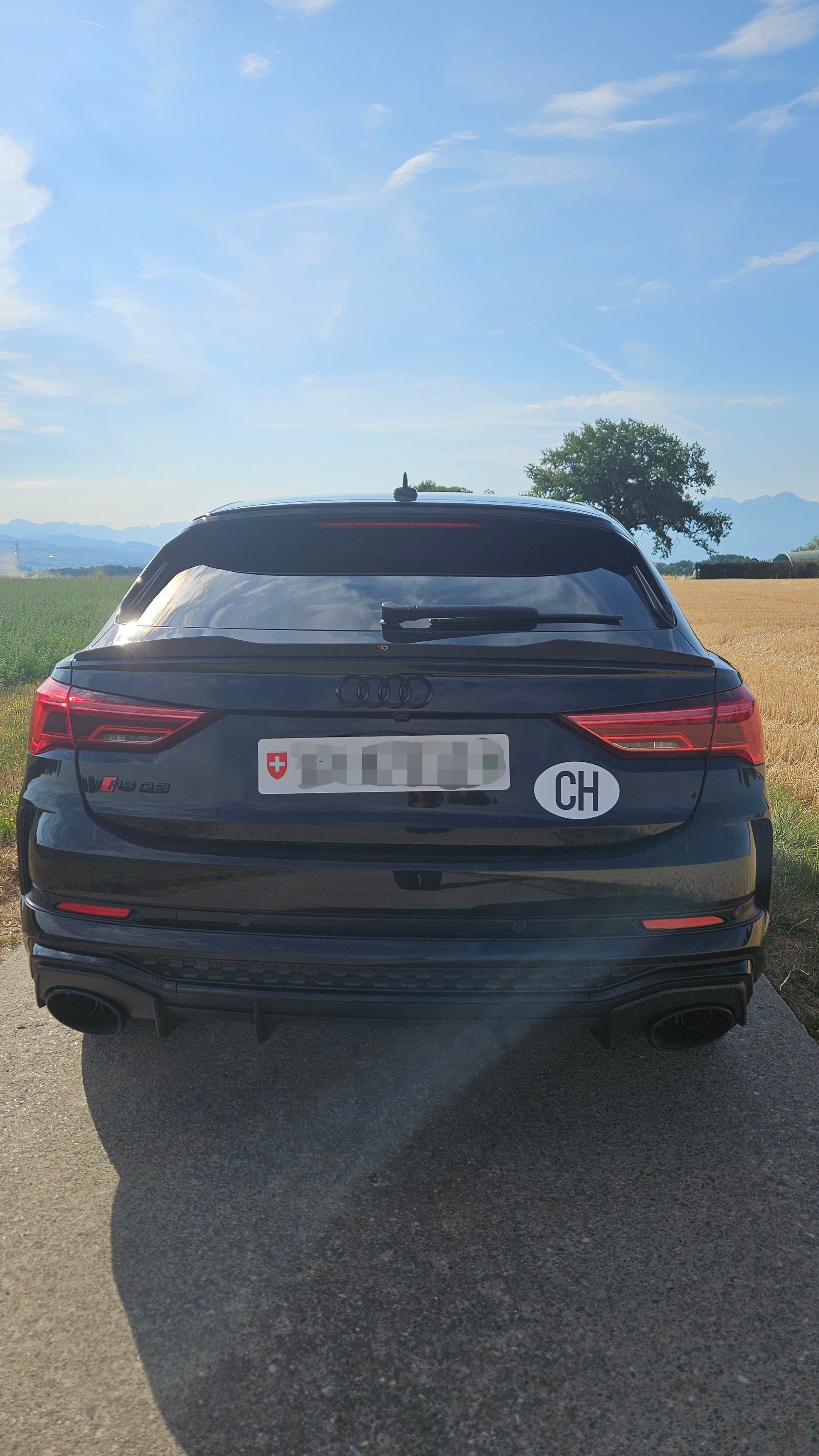 AUDI RS Q3 Sportback 2.5 TFSI quattro S-Tronic-image-3