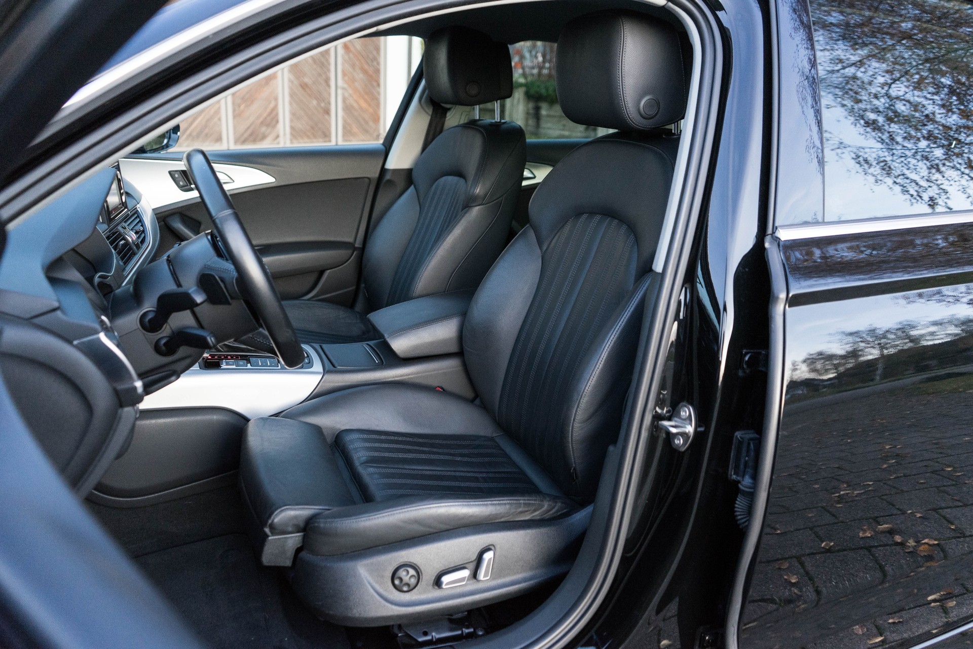 AUDI A6 Limousine 2.0 TDI S-tronic-image-12
