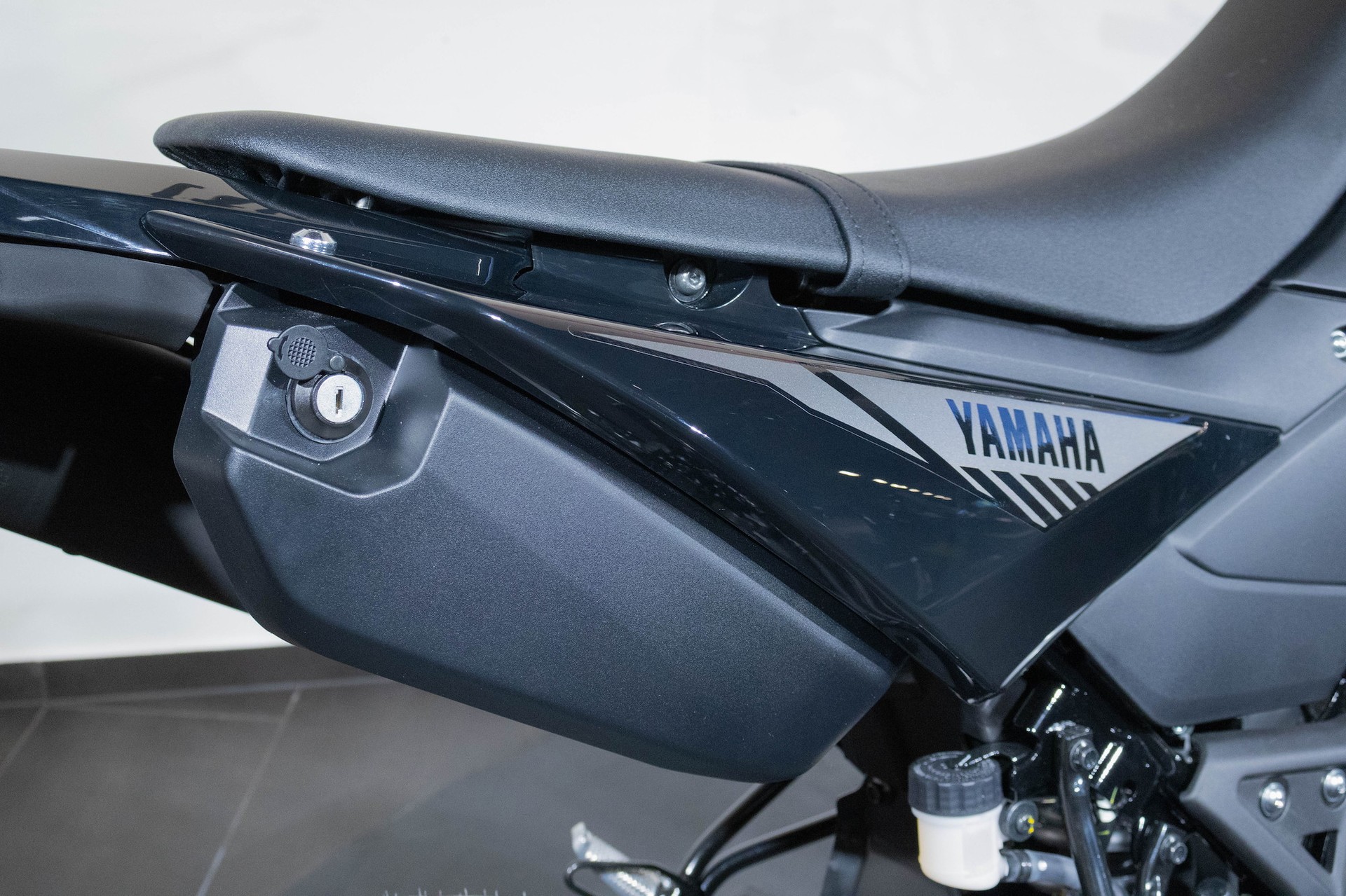 YAMAHA WR 125-image-13