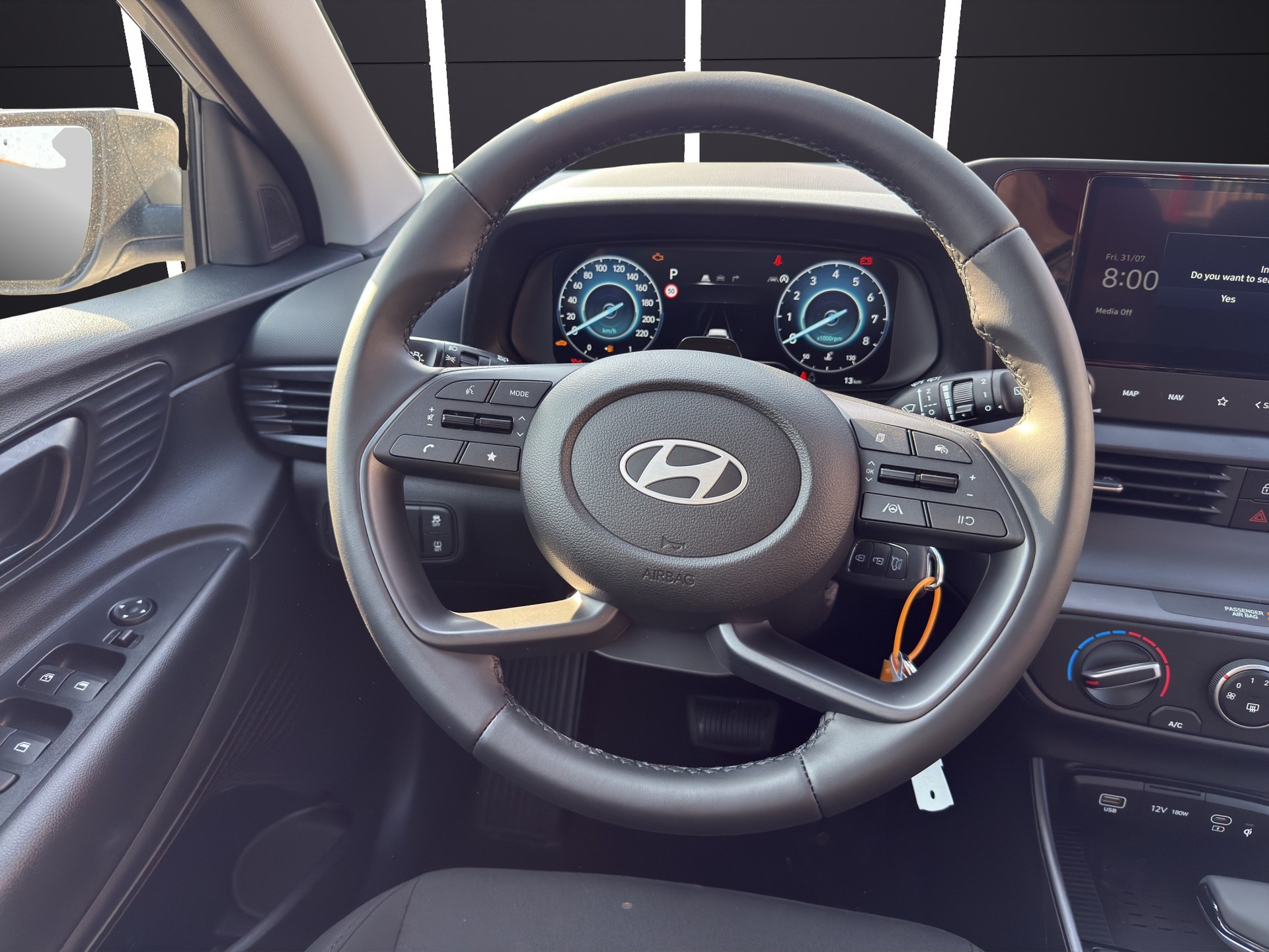 HYUNDAI i20 1.0 T-GDi Origo-image-9