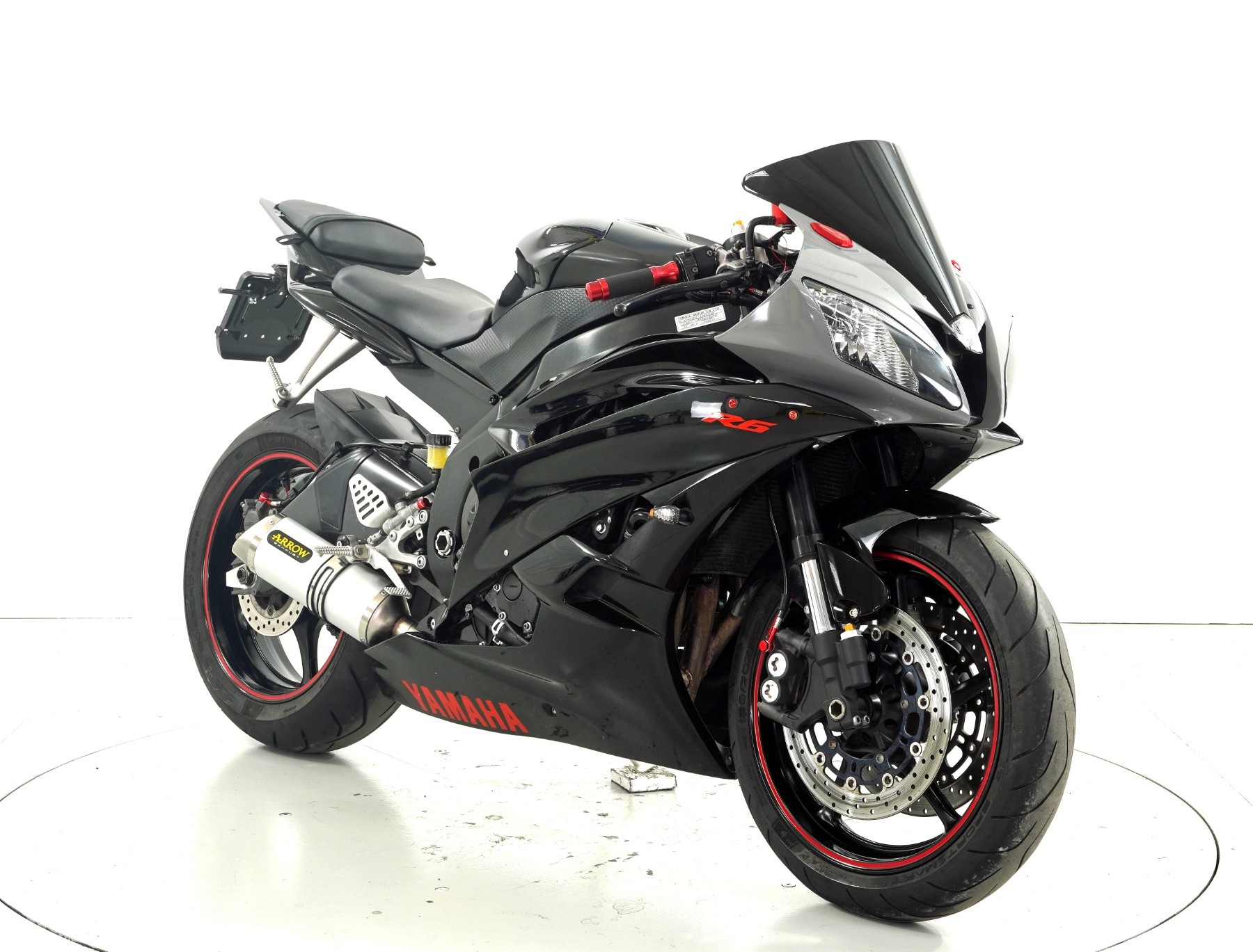 YAMAHA YZF-R6-image-1