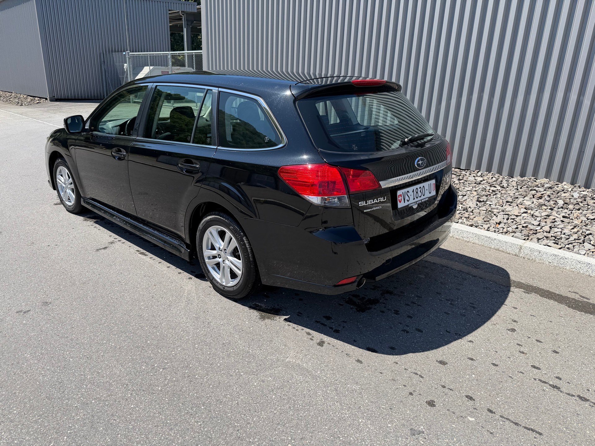 SUBARU Legacy 2.0D Swiss AWD-showroom-element-2