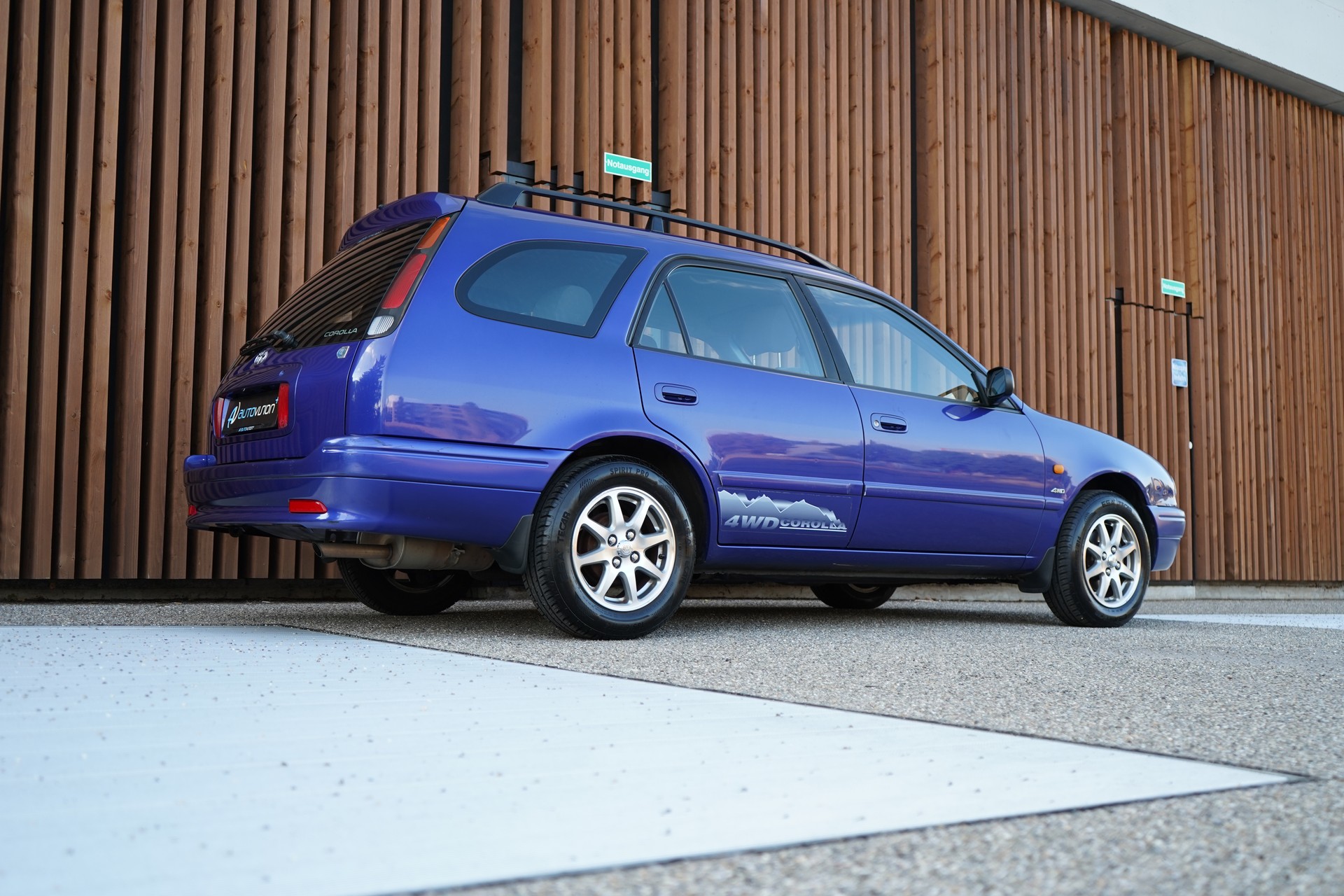 TOYOTA COROLLA SPORTSWAGON 1.8 LINEA TERRA PLUS 4WD l 110 PS-image-12