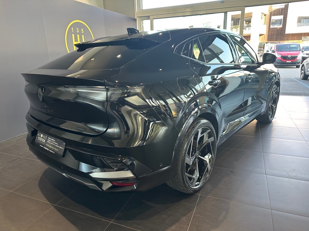 RENAULT Rafale 1.2 E-Tech Plug-in Hybrid 300 4x4 Atelier Alpine-image-9