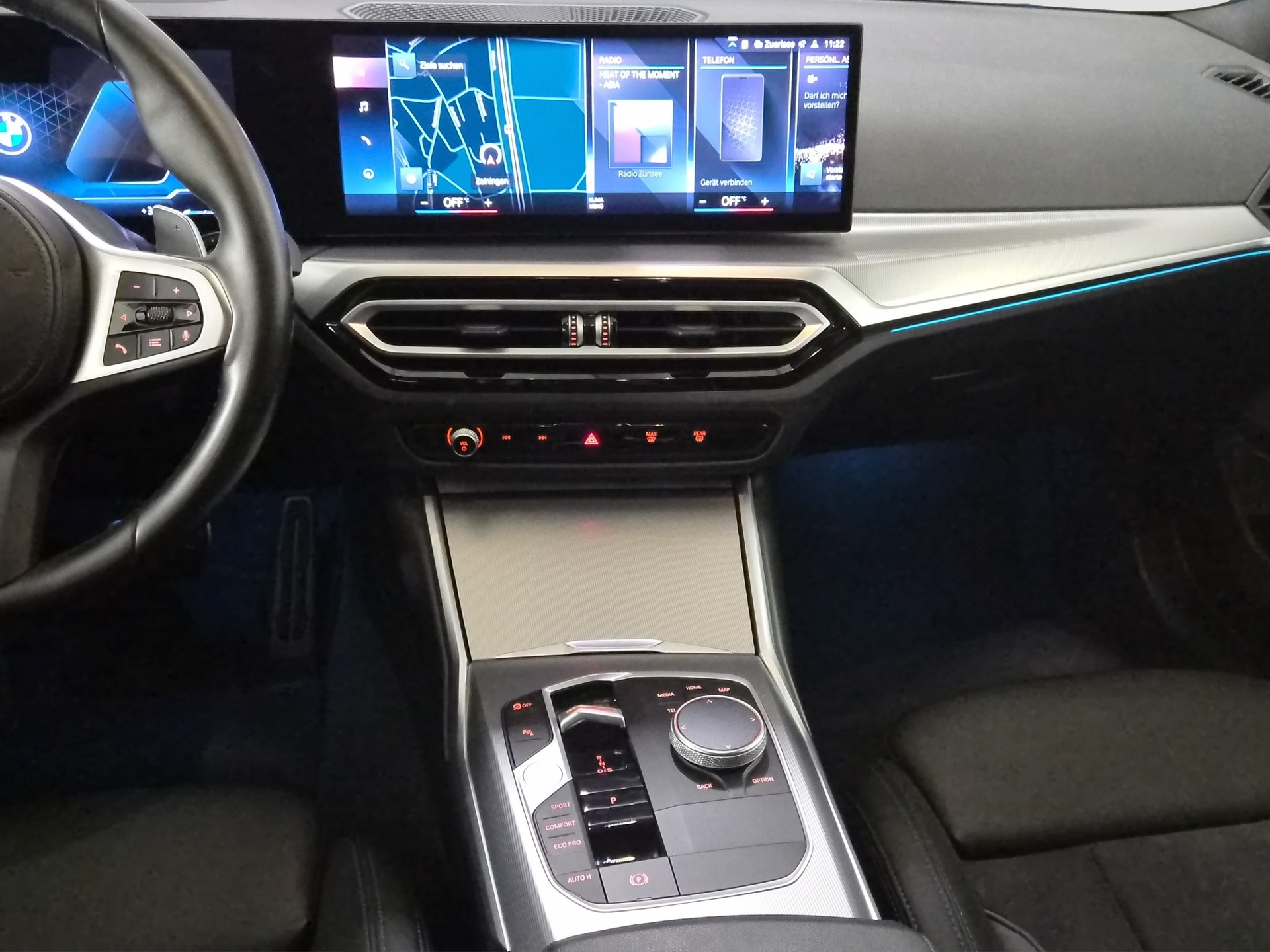 BMW 320d xDrive 48V Touring Steptronic M Sport-image-14
